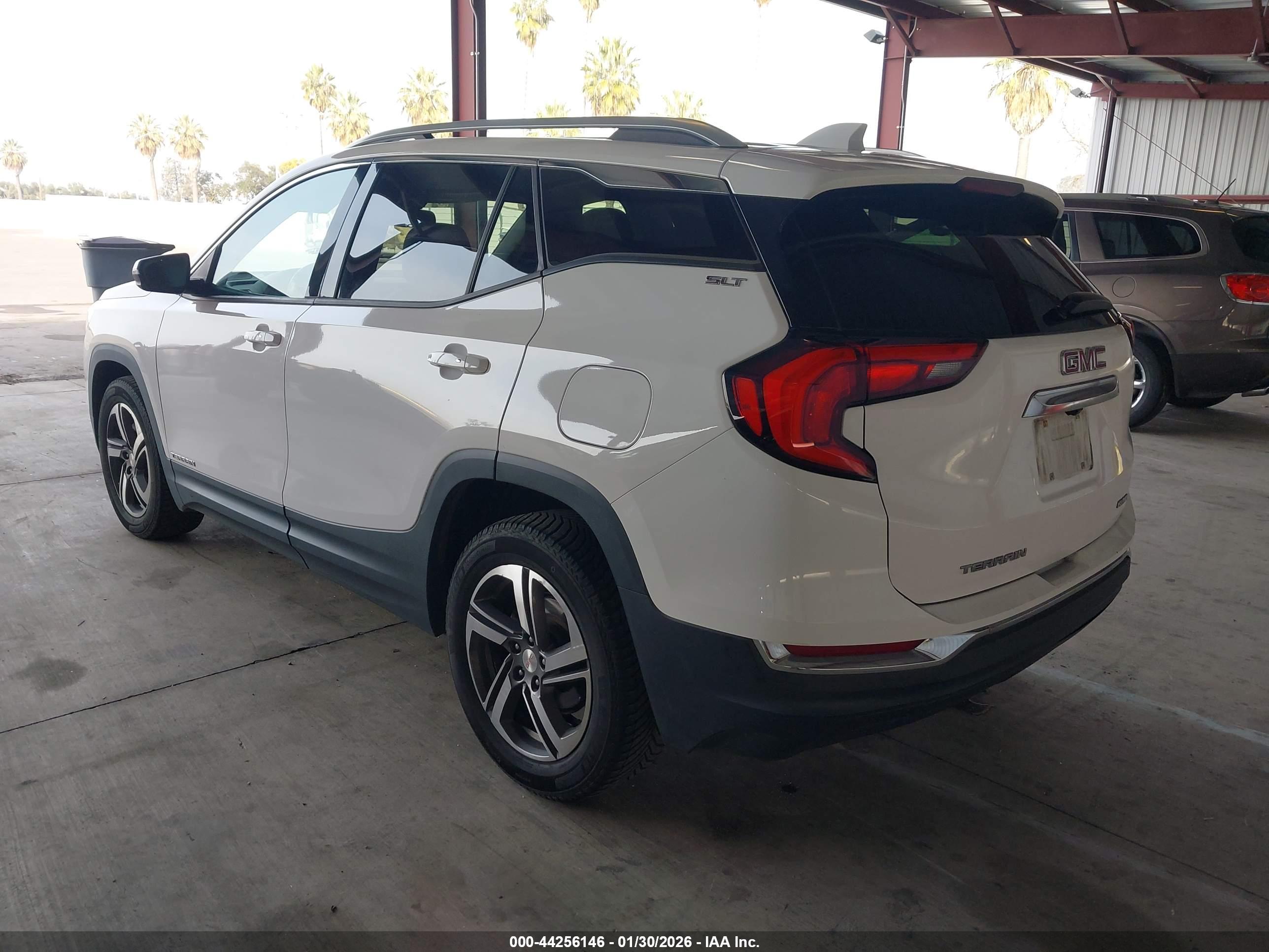 GMC TERRAIN image 3