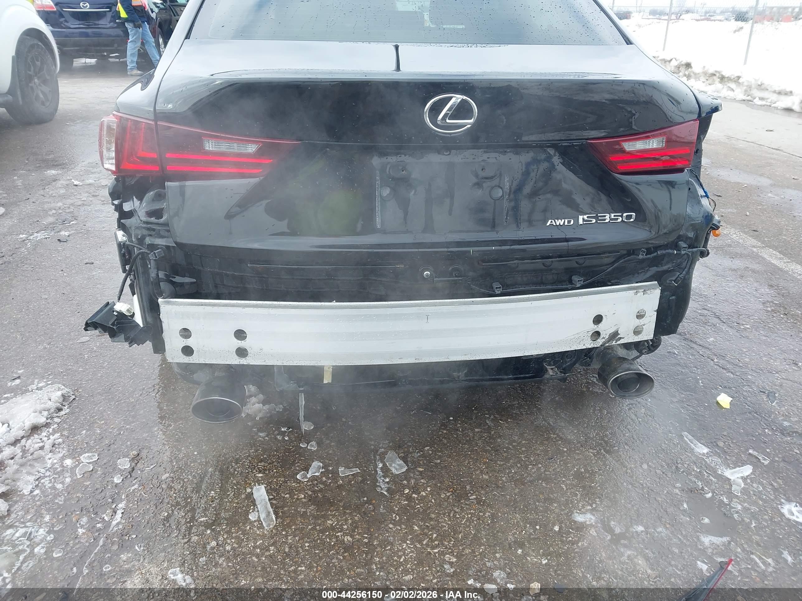 LEXUS IS image 6