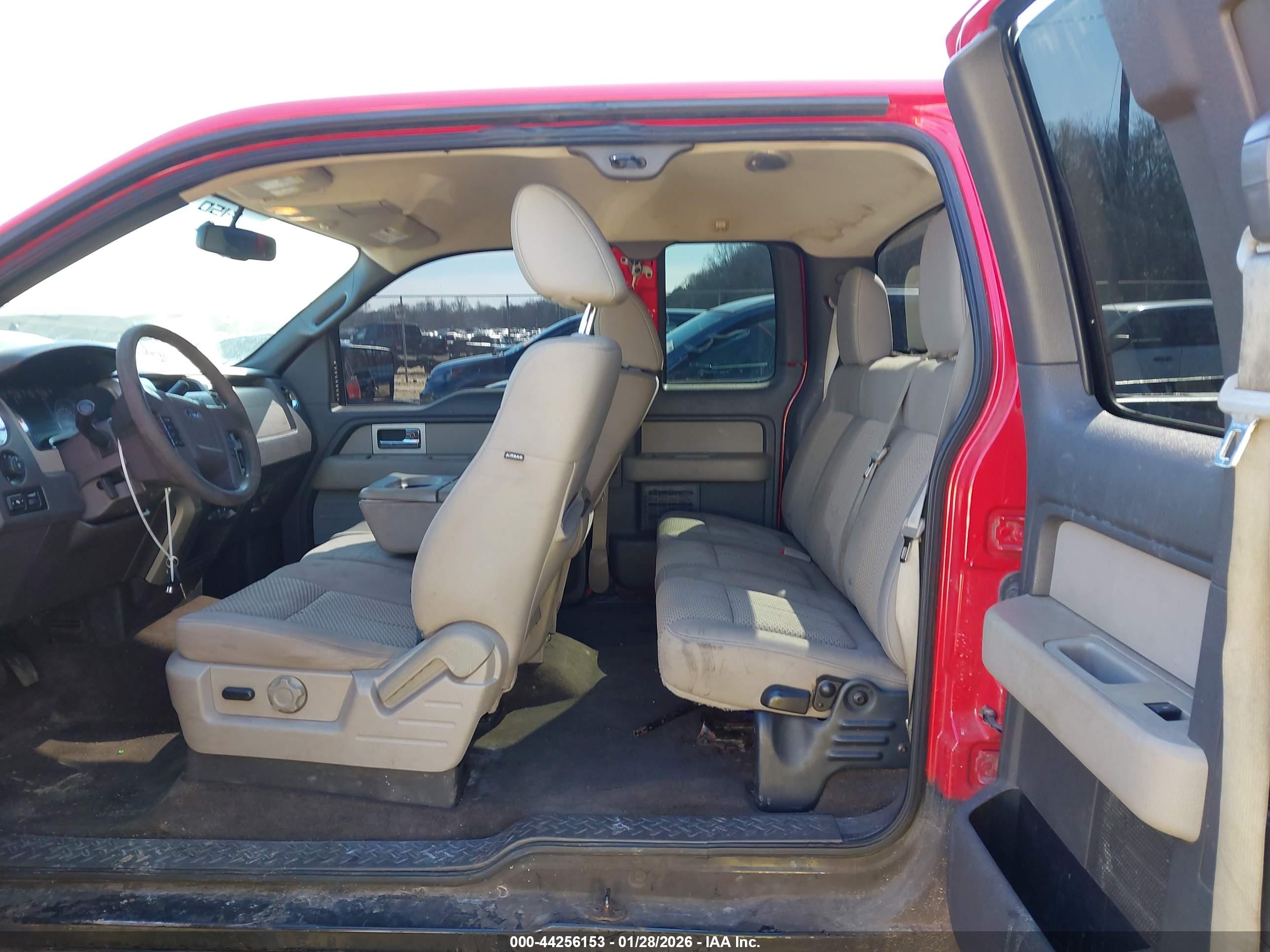 FORD F-150 image 8