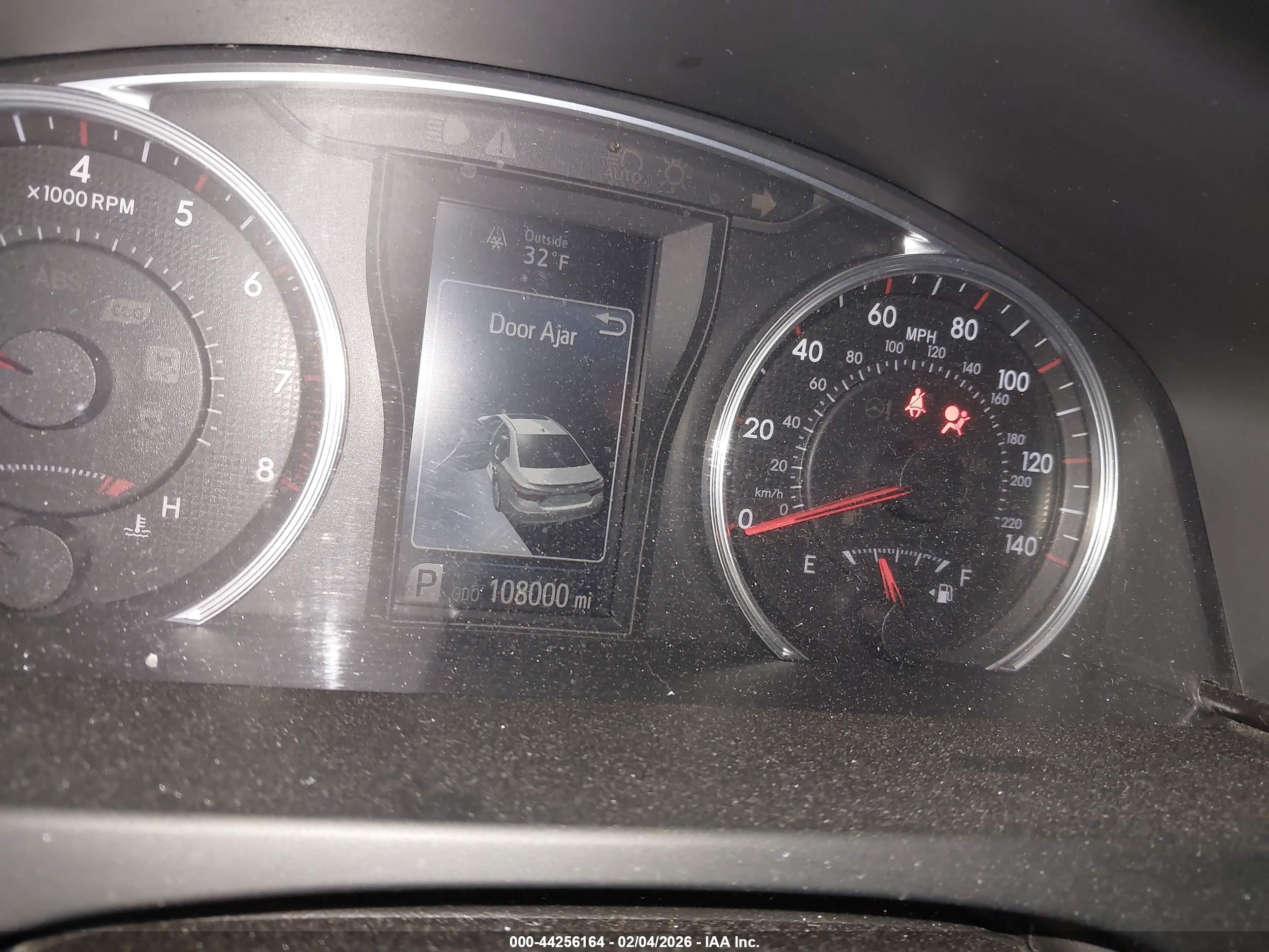 TOYOTA CAMRY image 7