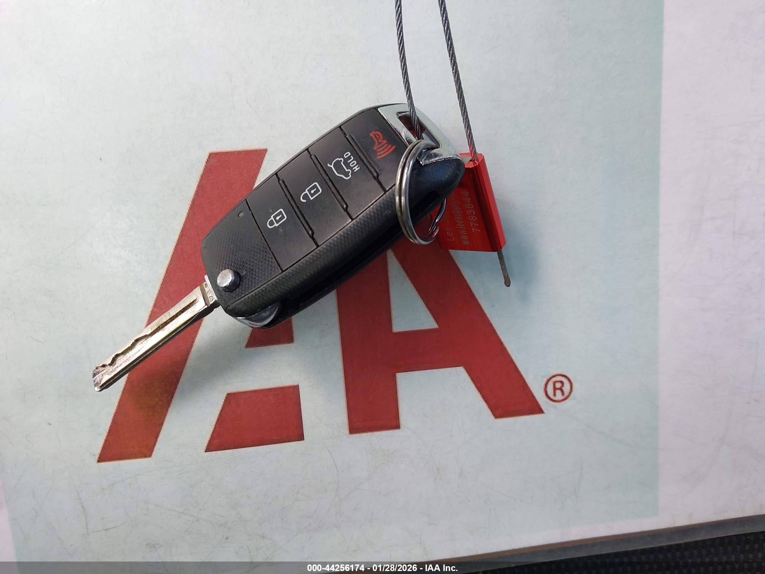 KIA SPORTAGE image 11