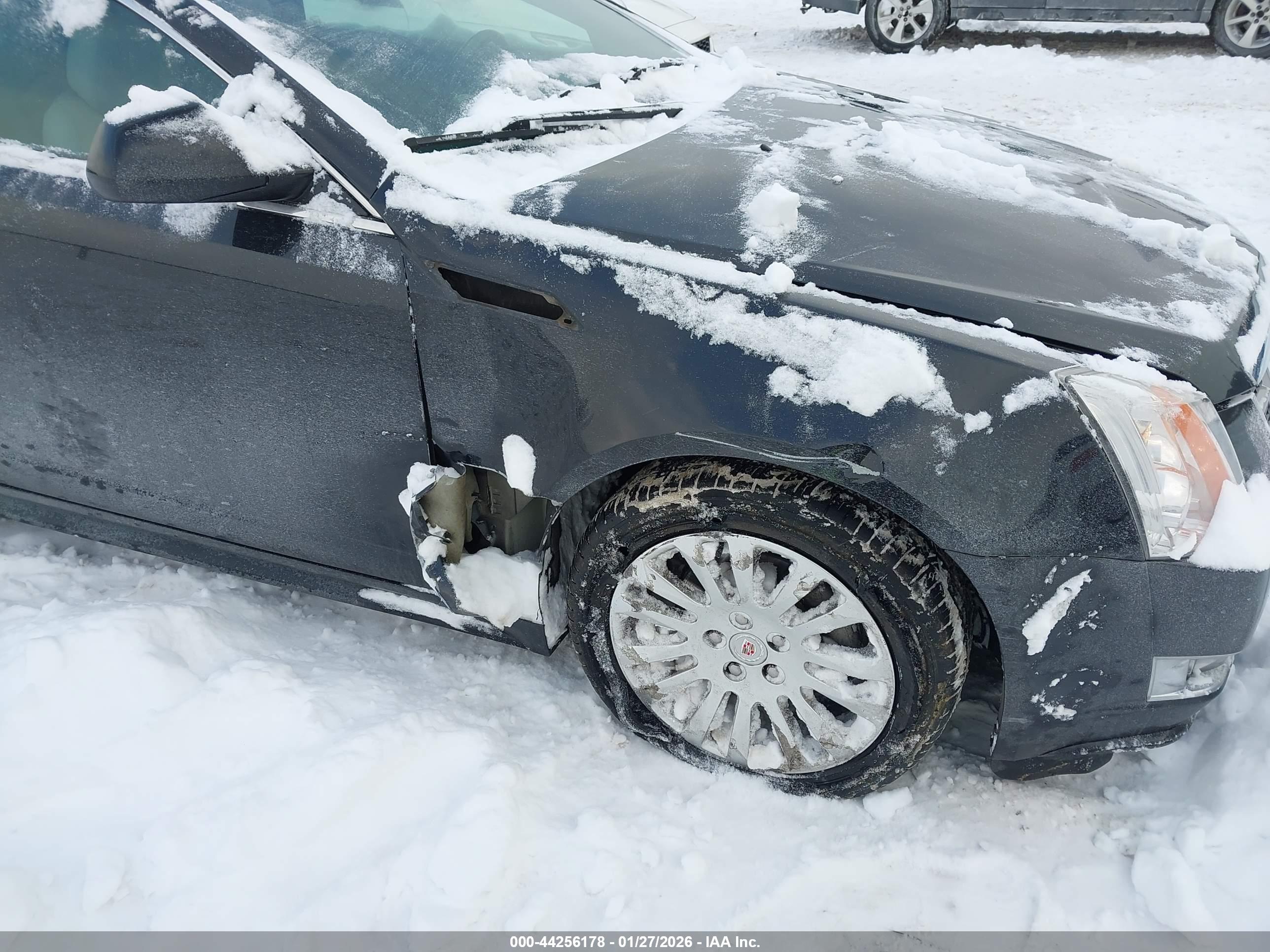 CADILLAC CTS image 6
