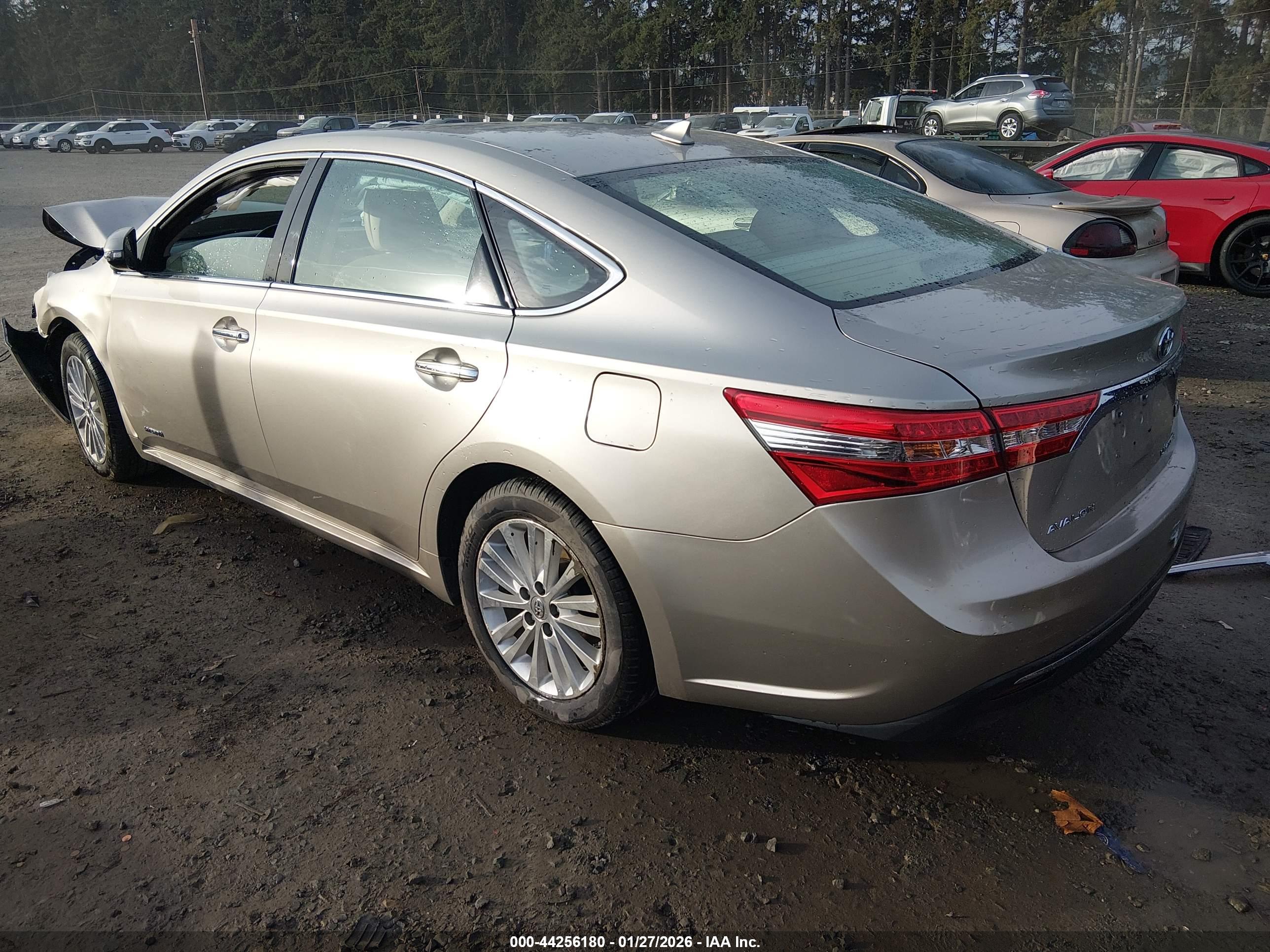 TOYOTA AVALON image 3