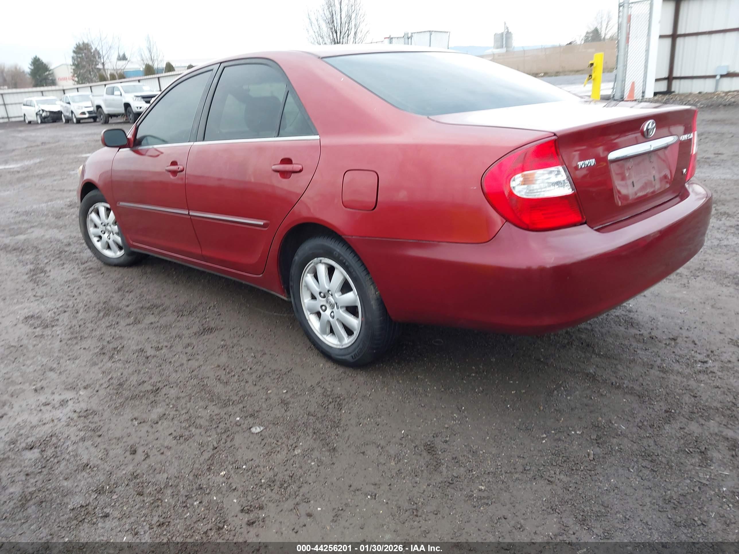TOYOTA CAMRY image 3