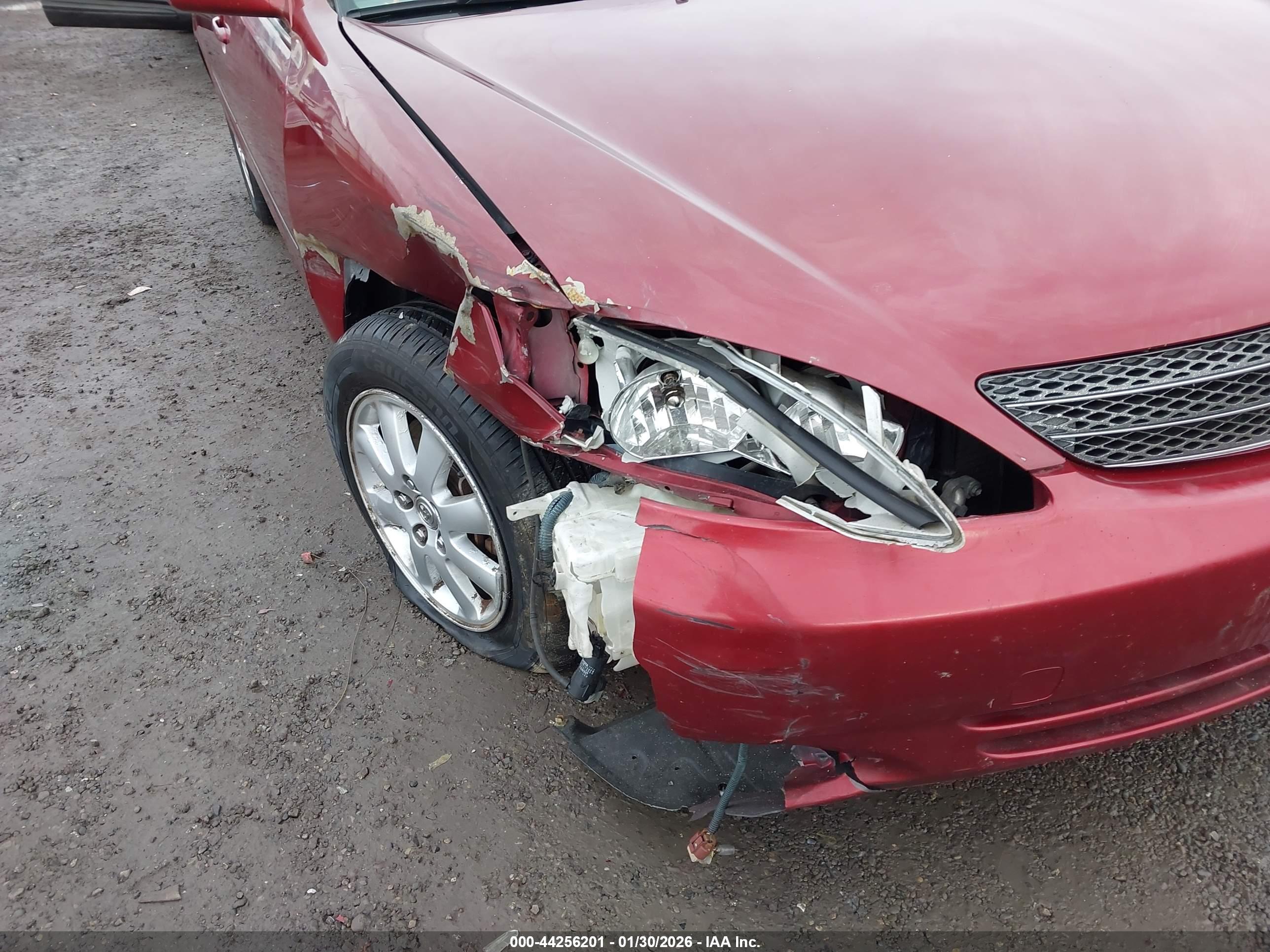 TOYOTA CAMRY image 6