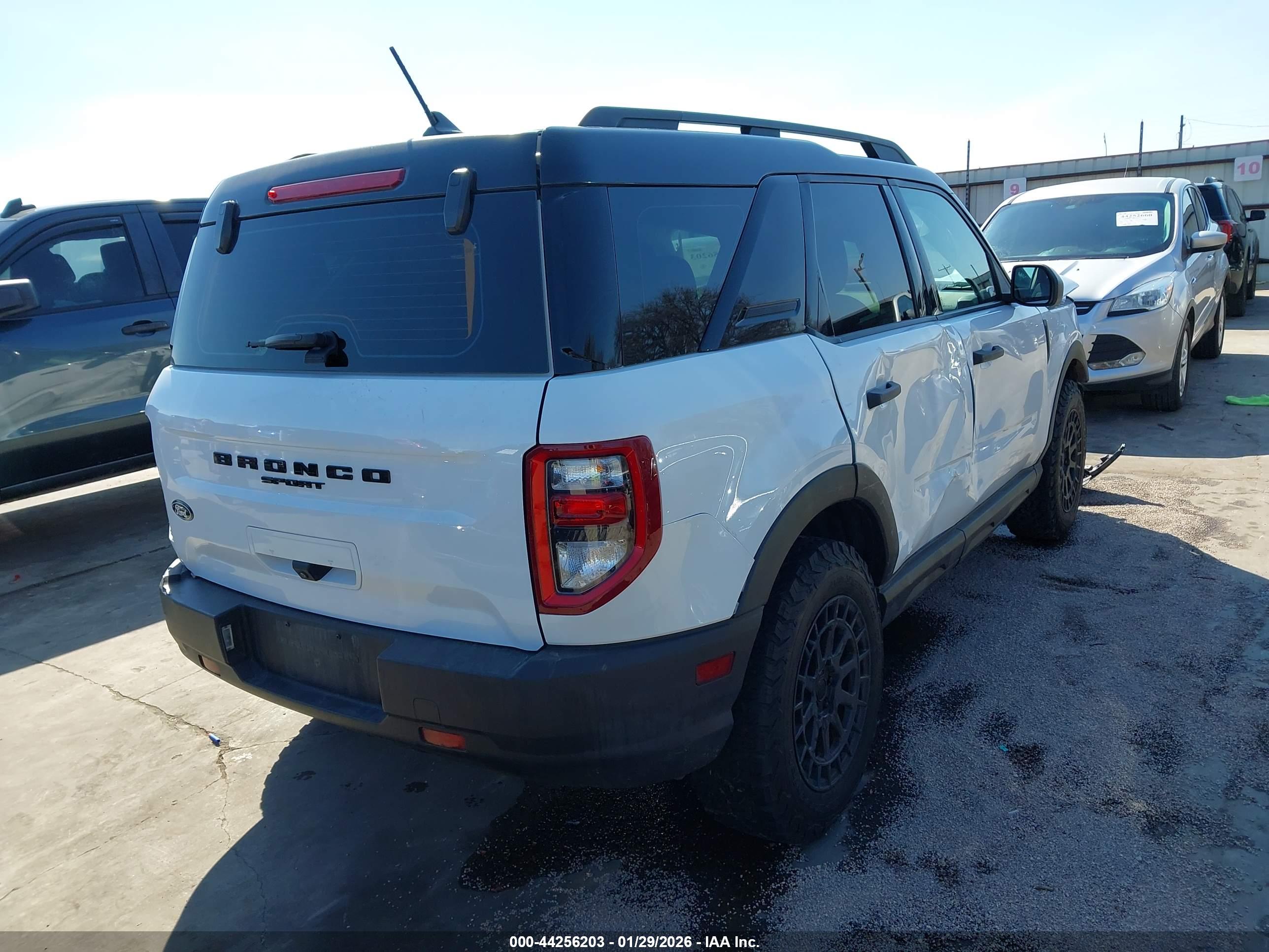 FORD BRONCO image 4