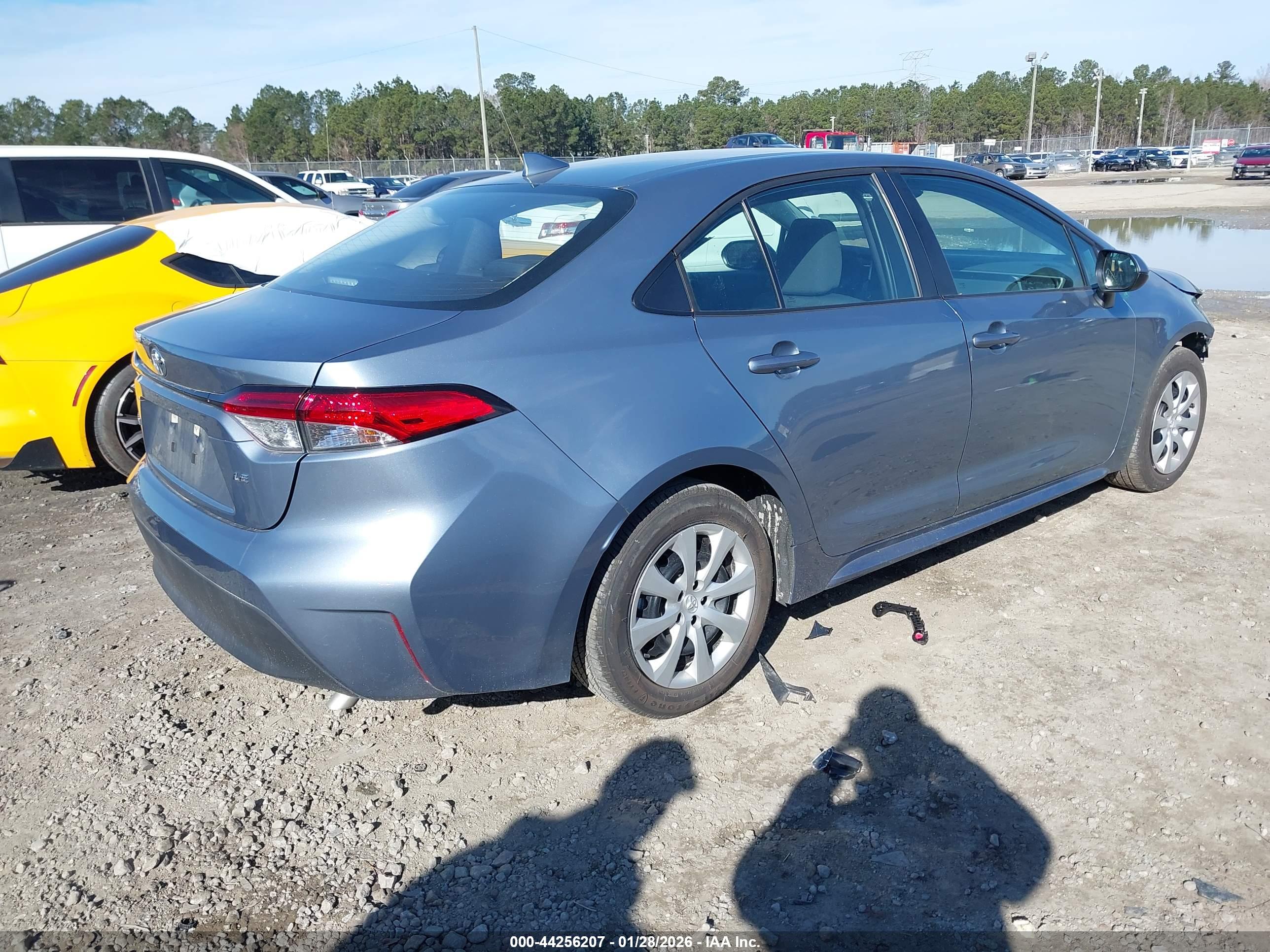 TOYOTA COROLLA image 4