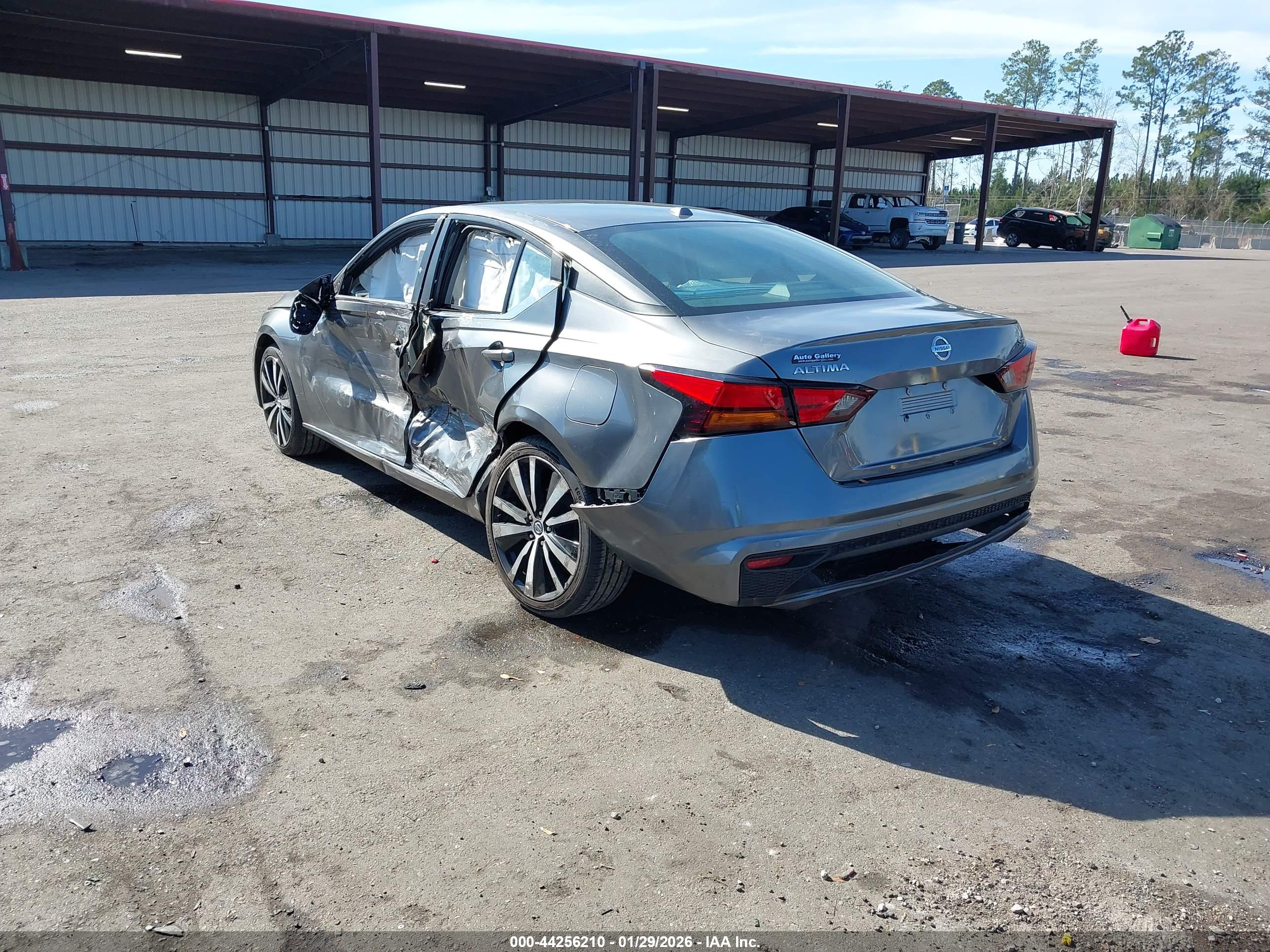 NISSAN ALTIMA image 3