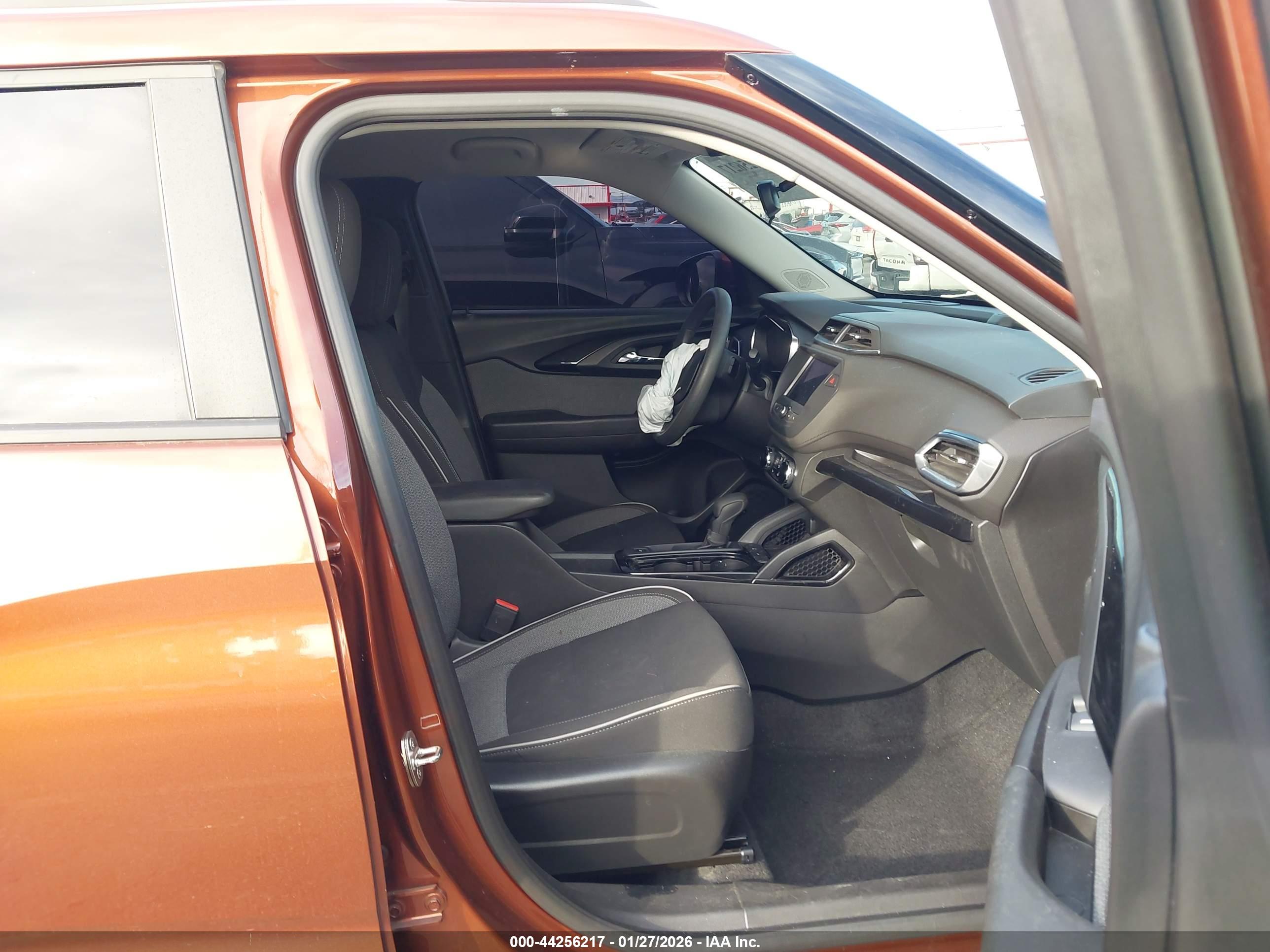 CHEVROLET TRAILBLAZER image 5