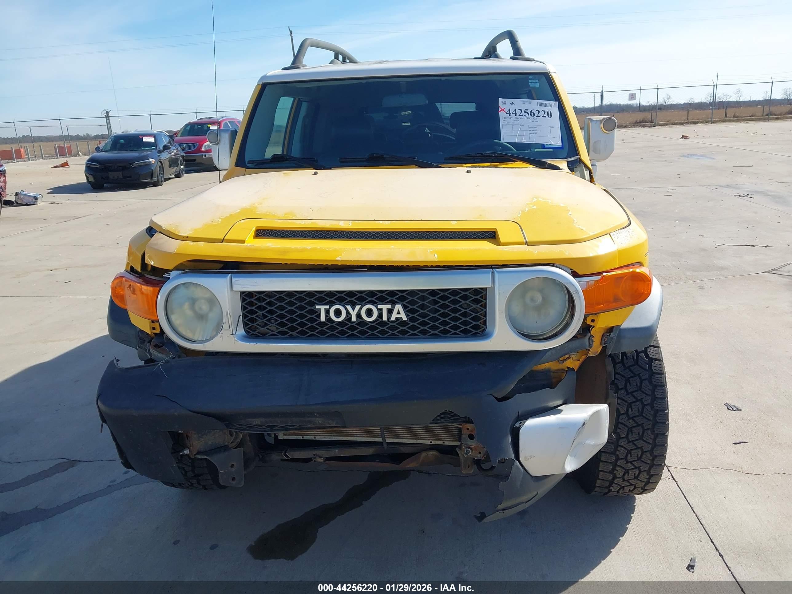 TOYOTA FJ image 6