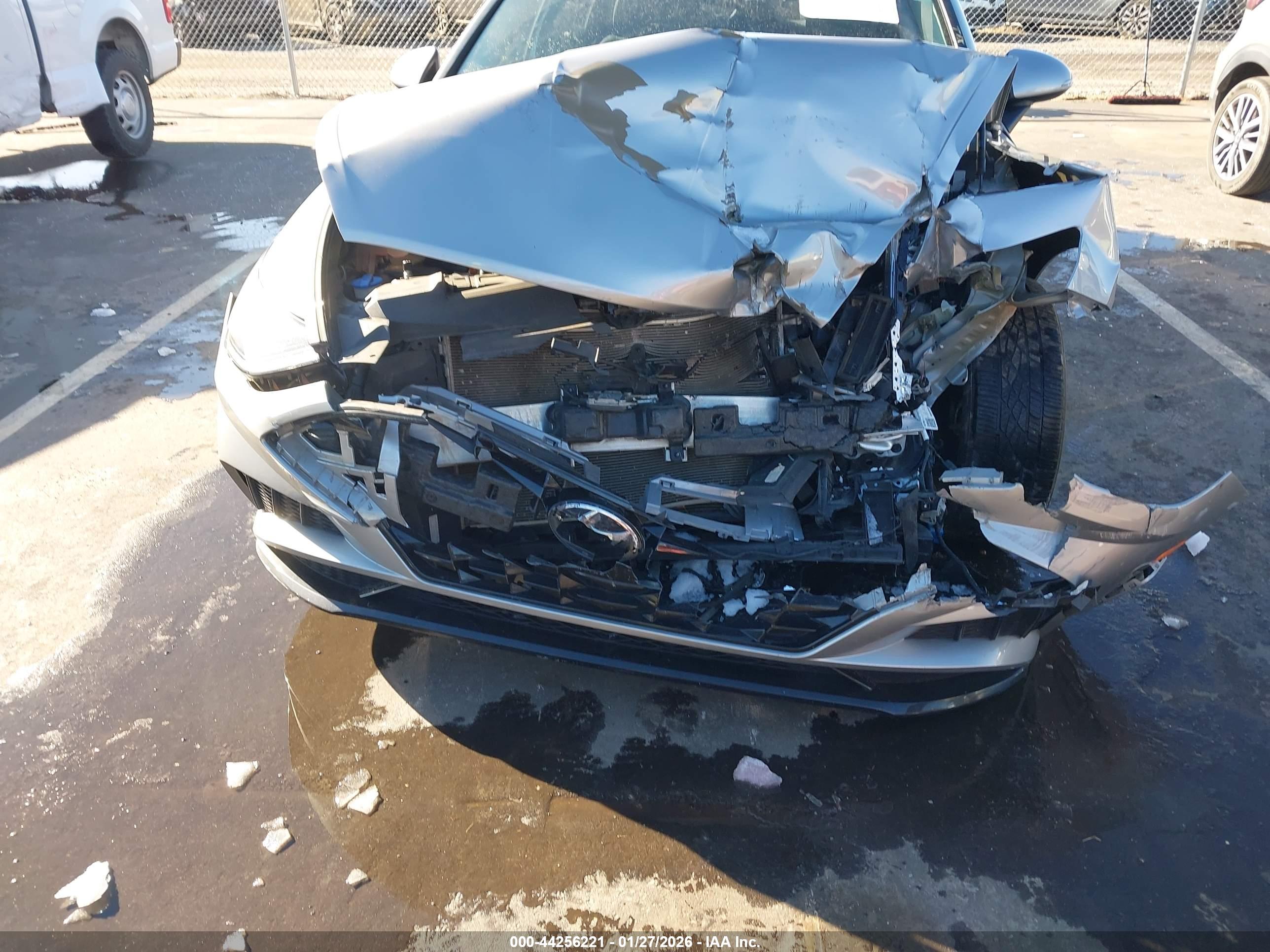 HYUNDAI SONATA image 6