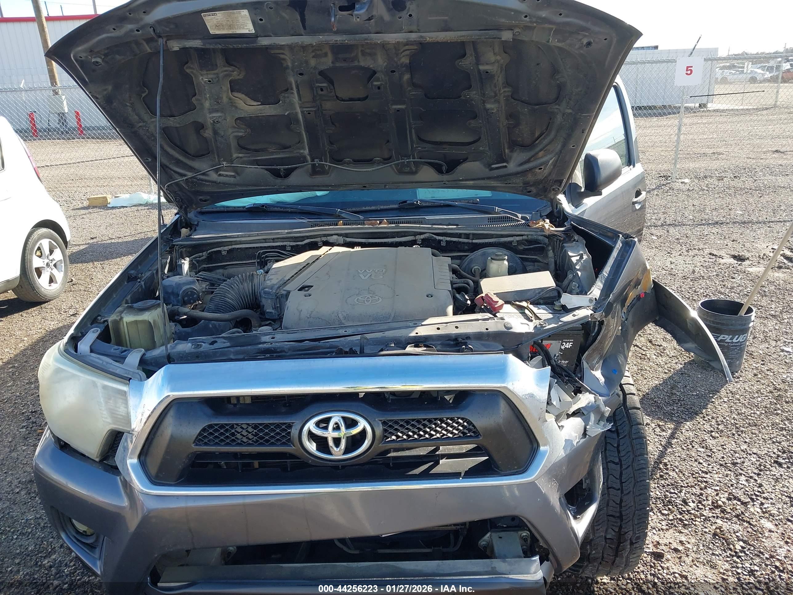 TOYOTA TACOMA image 10