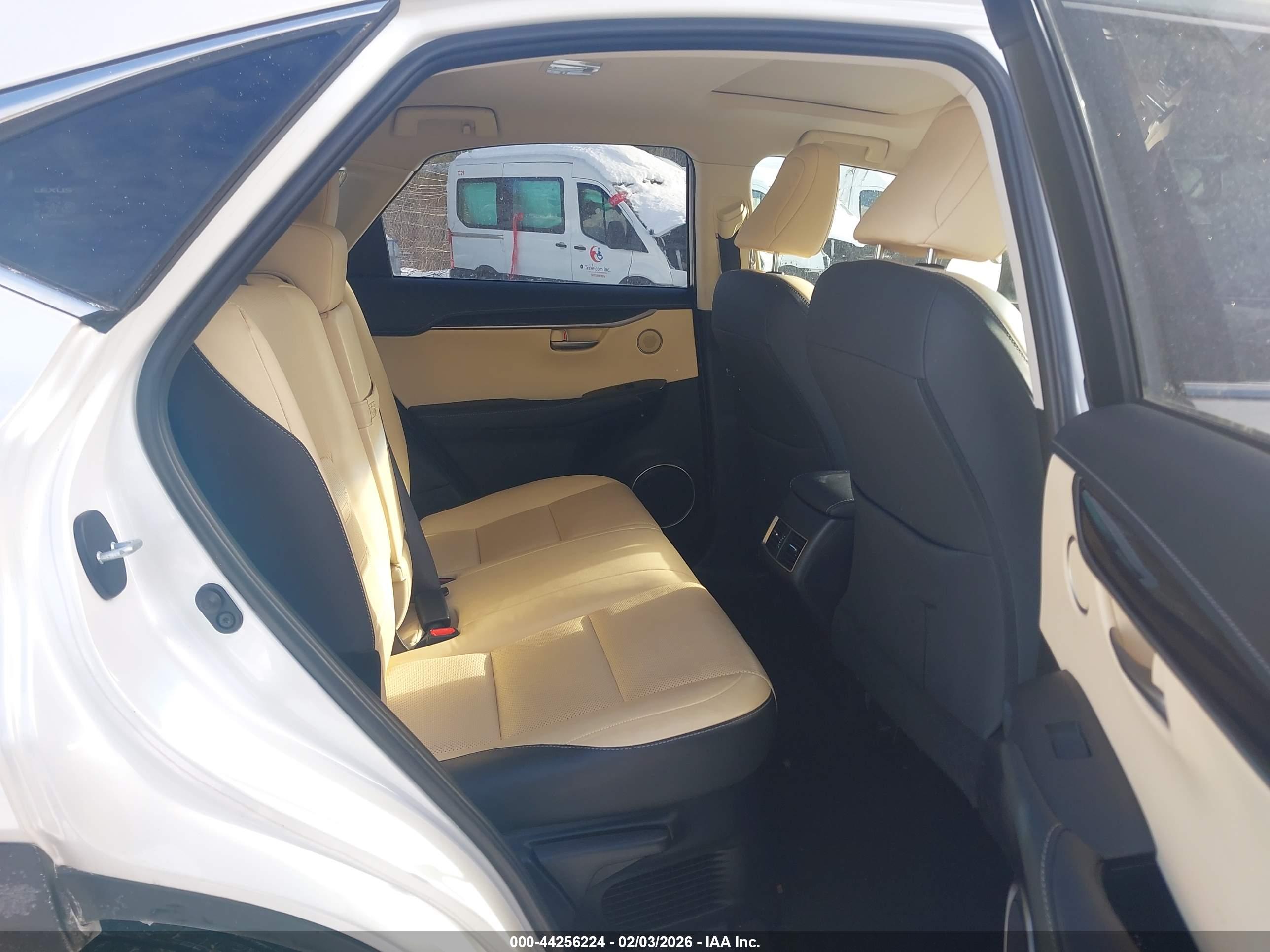 LEXUS NX image 8