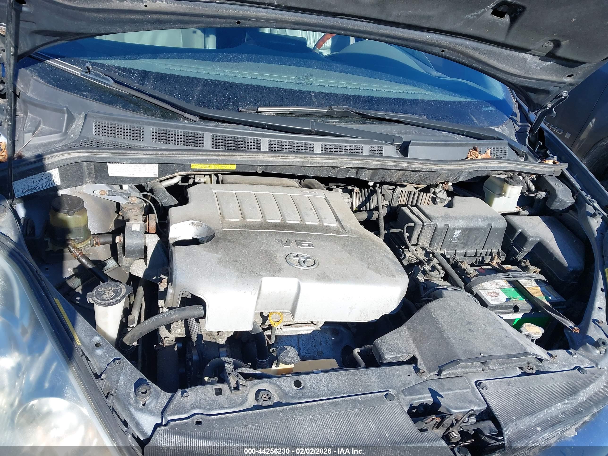 TOYOTA SIENNA image 10