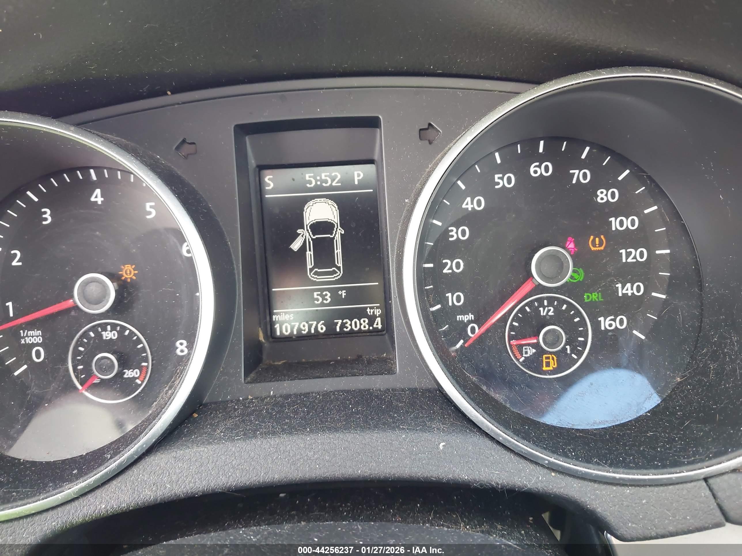 VOLKSWAGEN GOLF image 7