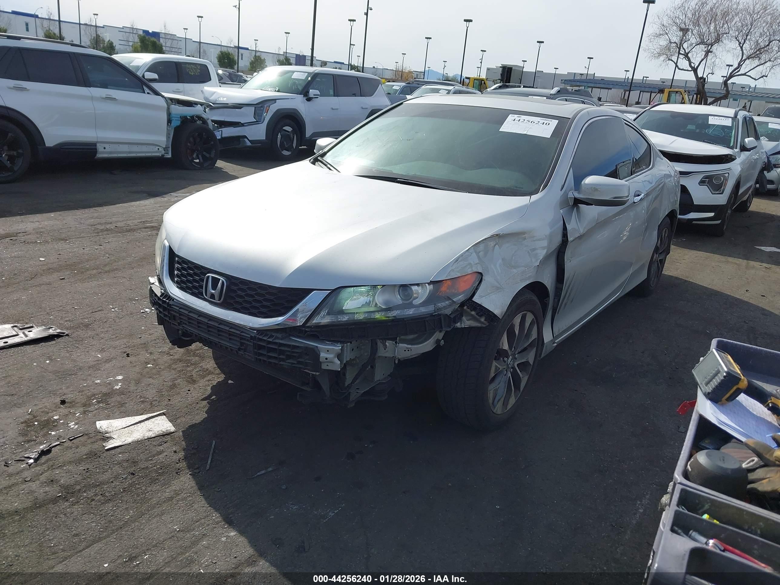 HONDA ACCORD image 2