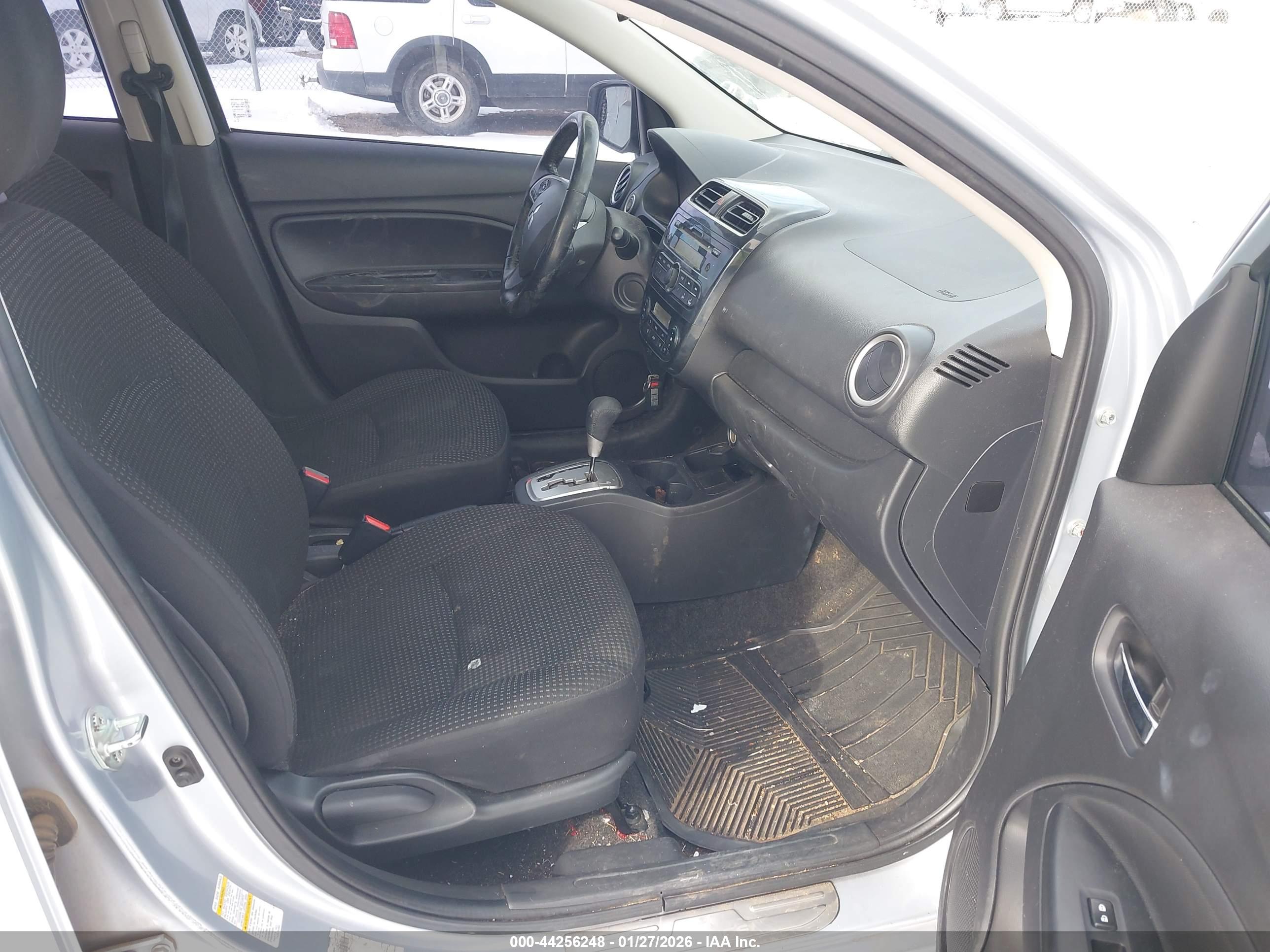 MITSUBISHI MIRAGE image 5