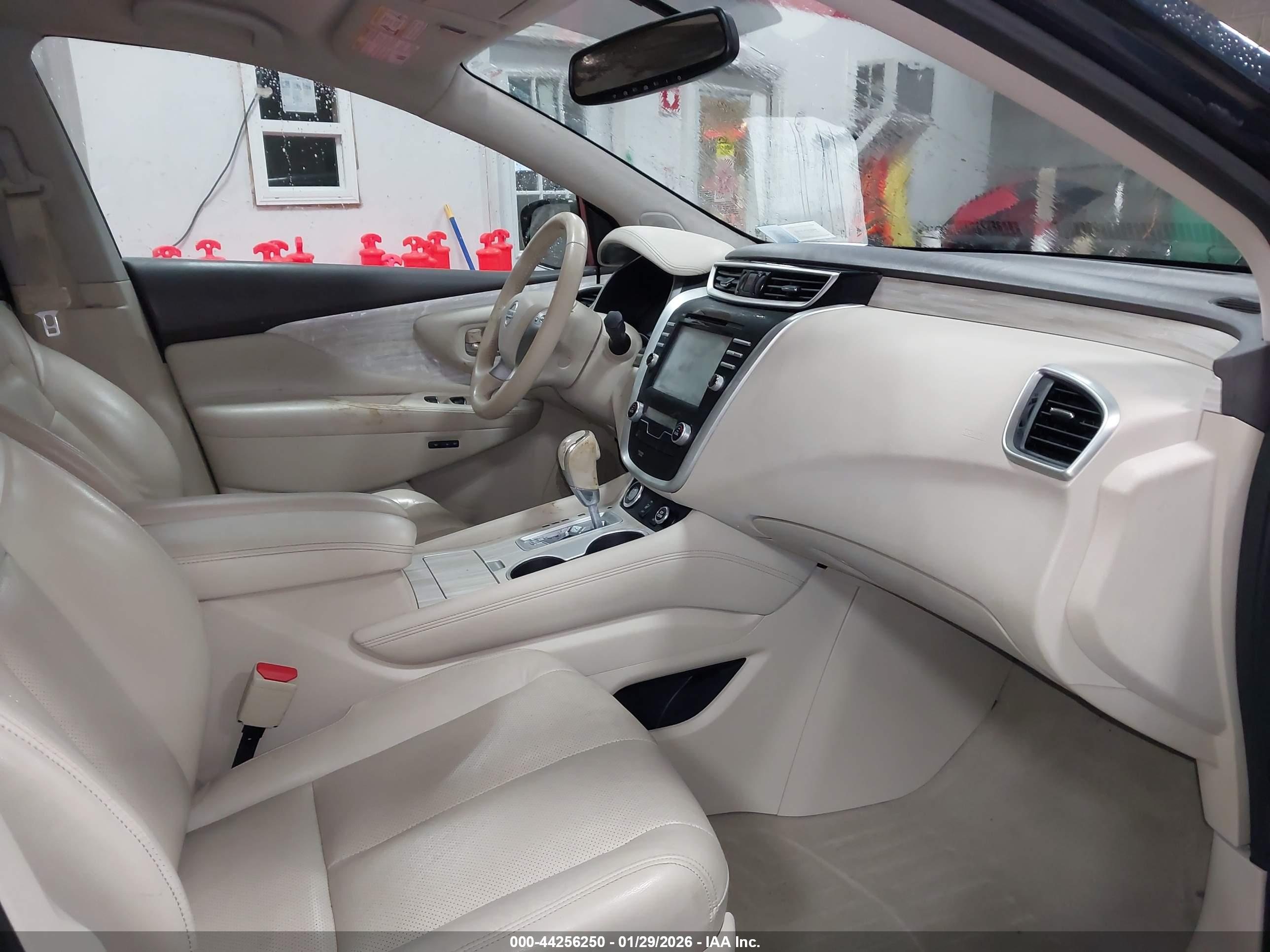 NISSAN MURANO image 5
