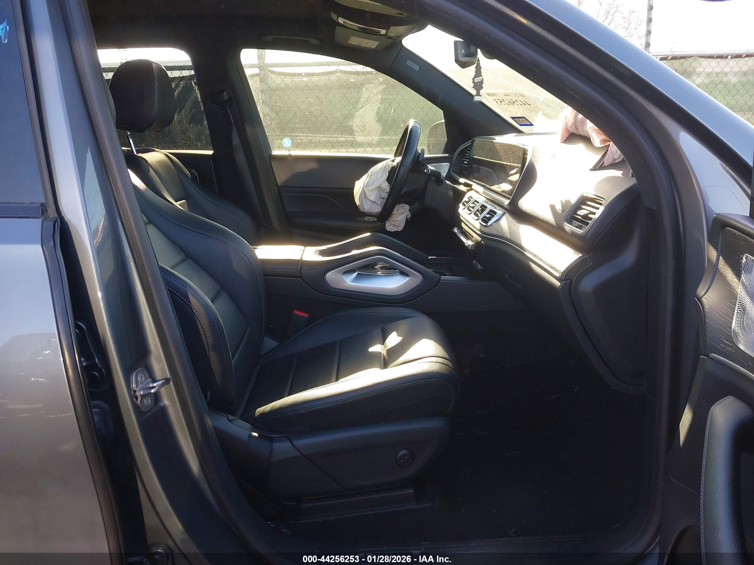 MERCEDES-BENZ GLE image 5