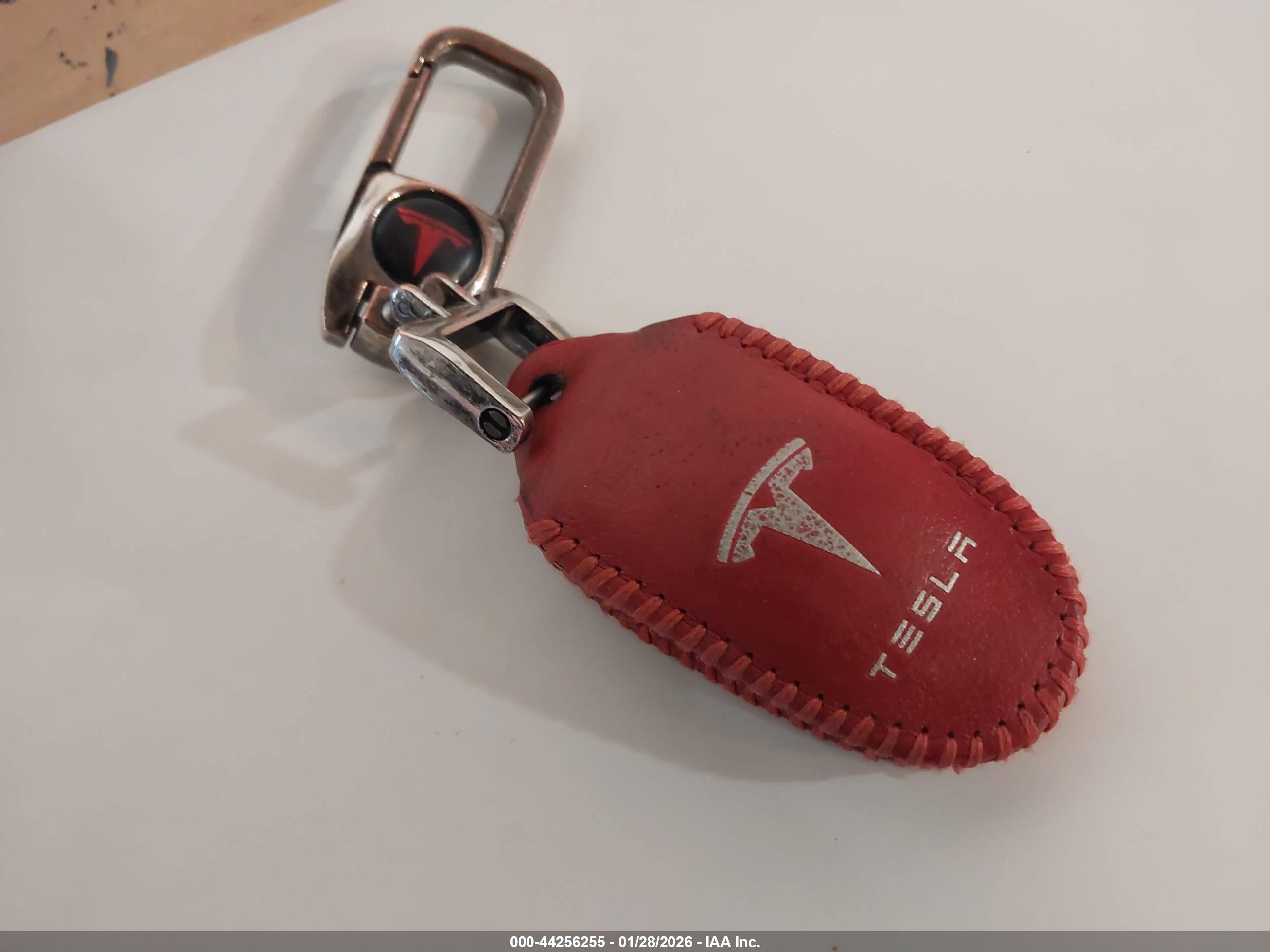TESLA MODEL image 11