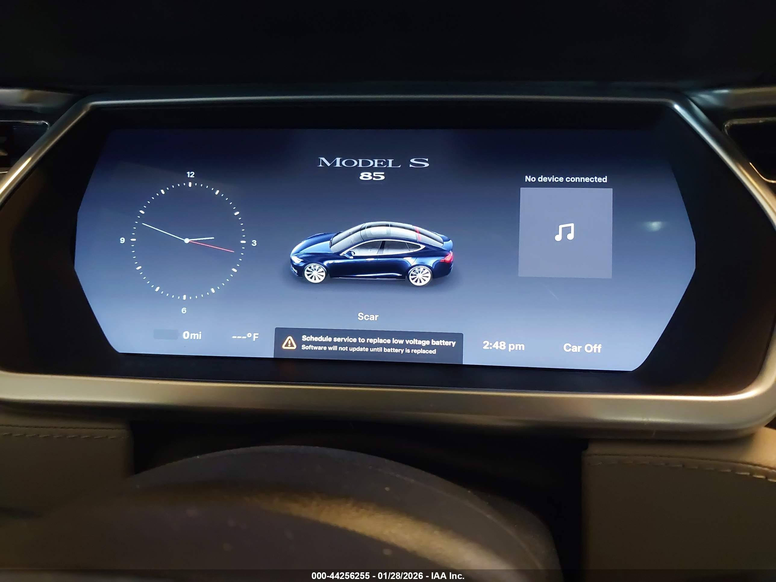 TESLA MODEL image 7