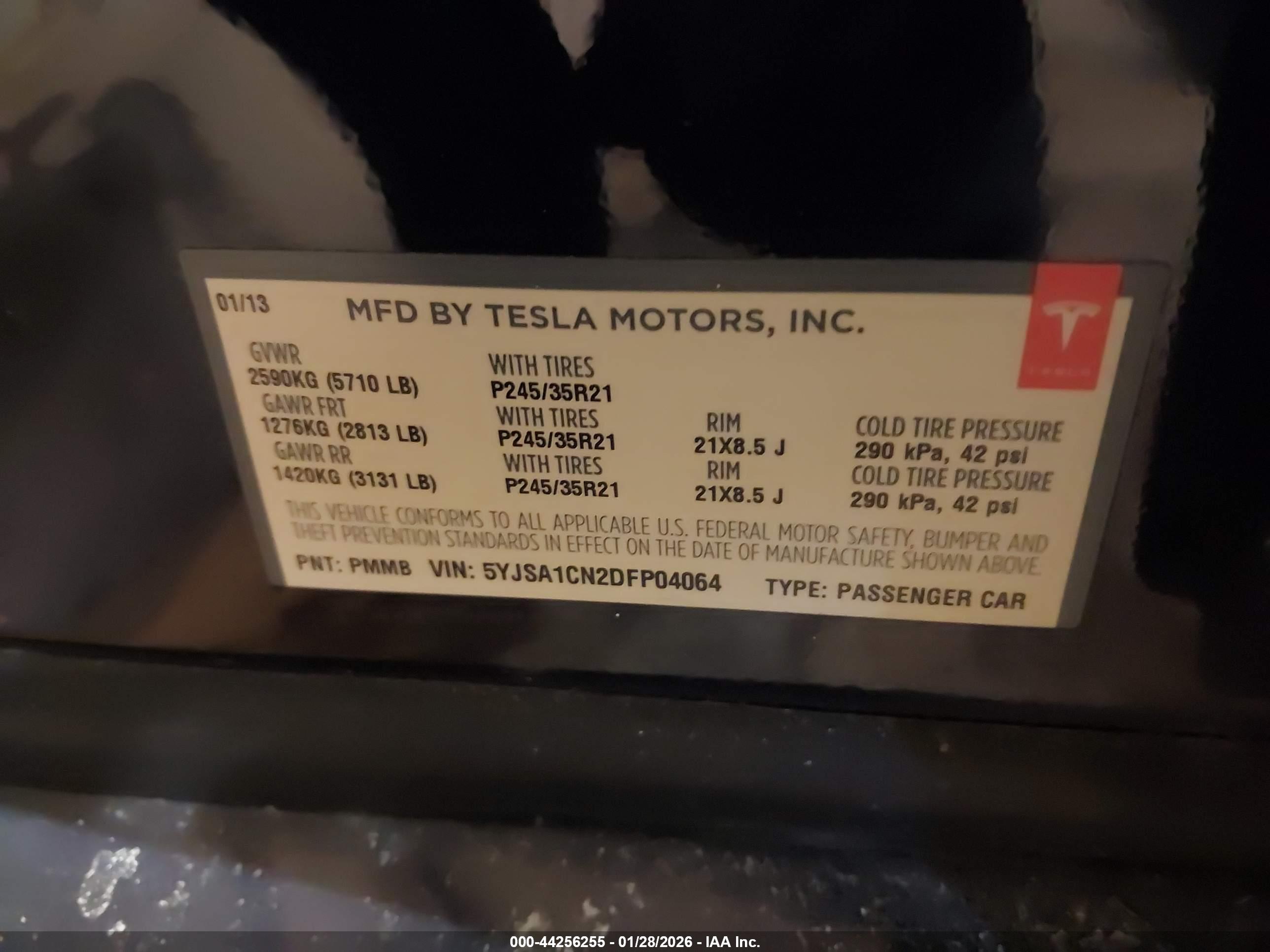 TESLA MODEL image 9