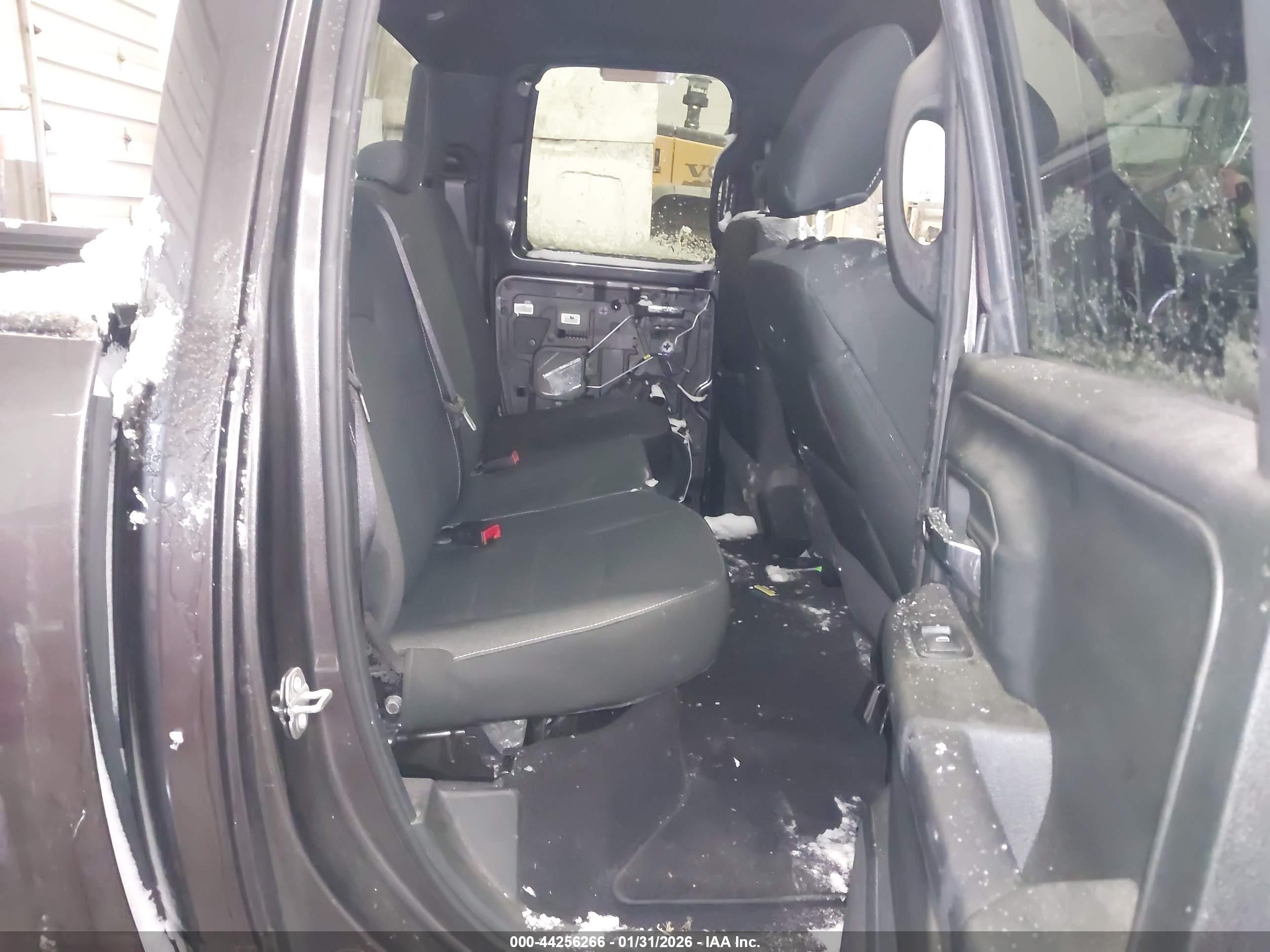 RAM 1500 image 8