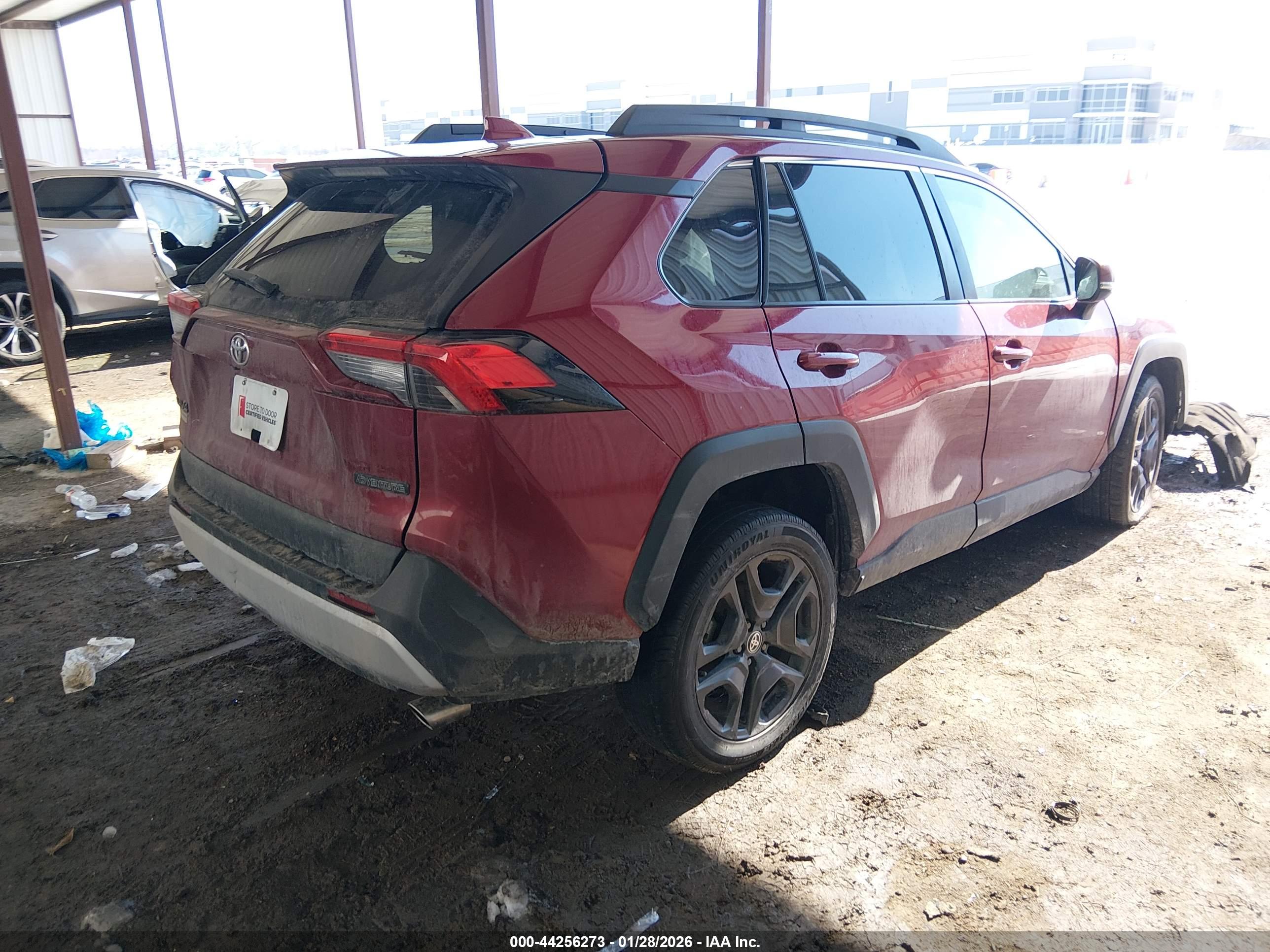 TOYOTA RAV4 image 4