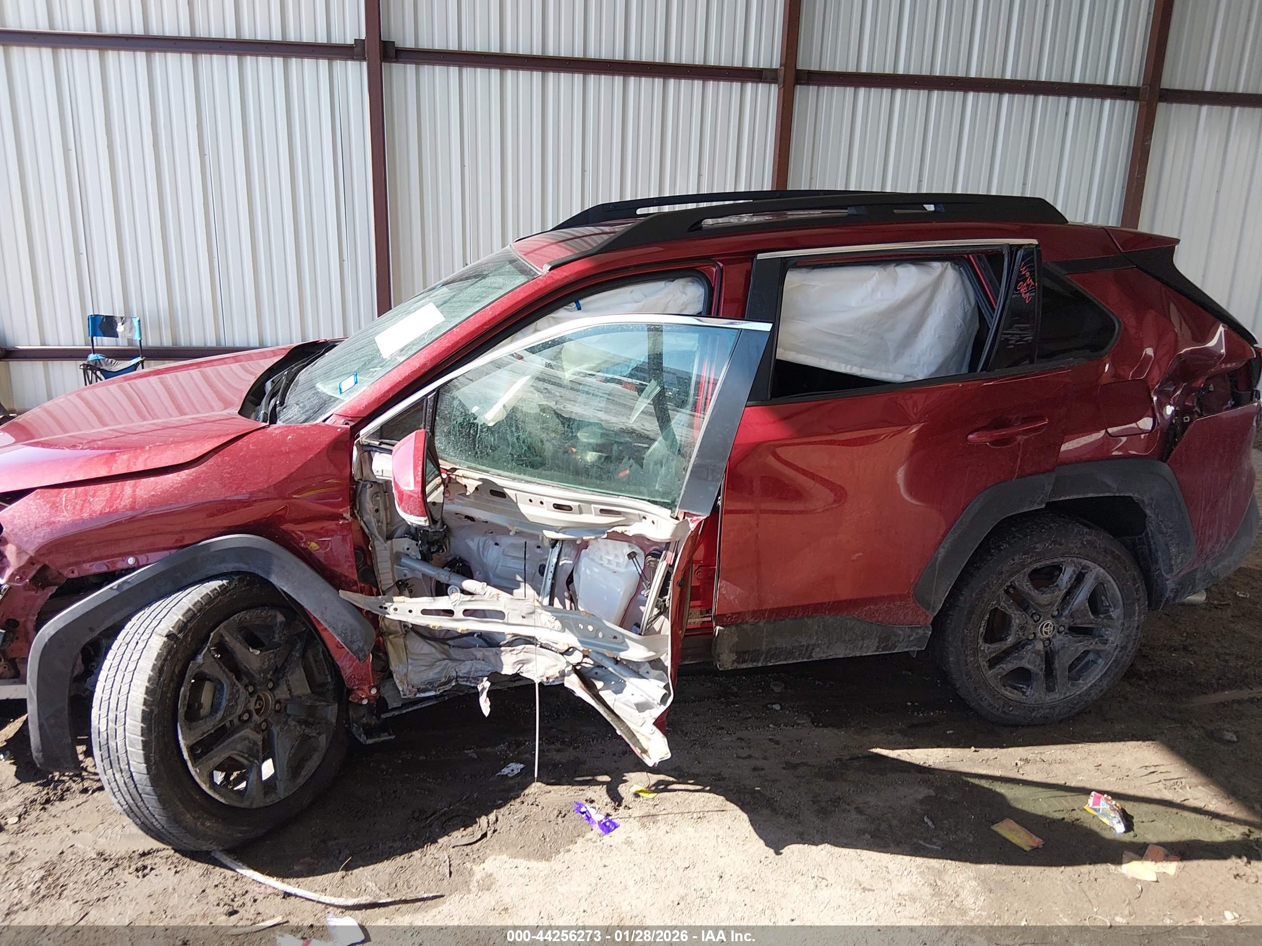 TOYOTA RAV4 image 6