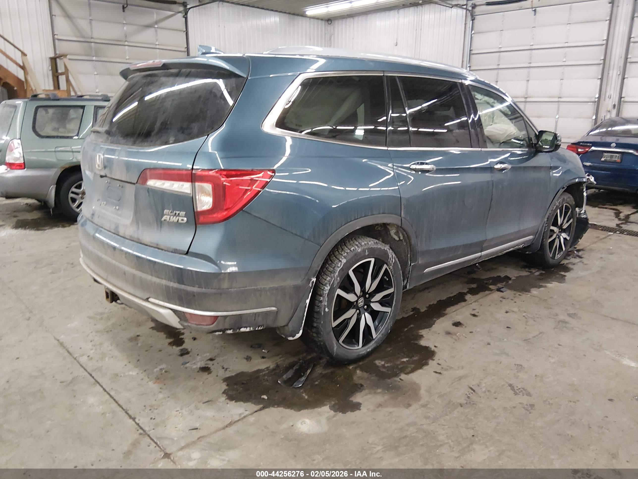 HONDA PILOT image 4