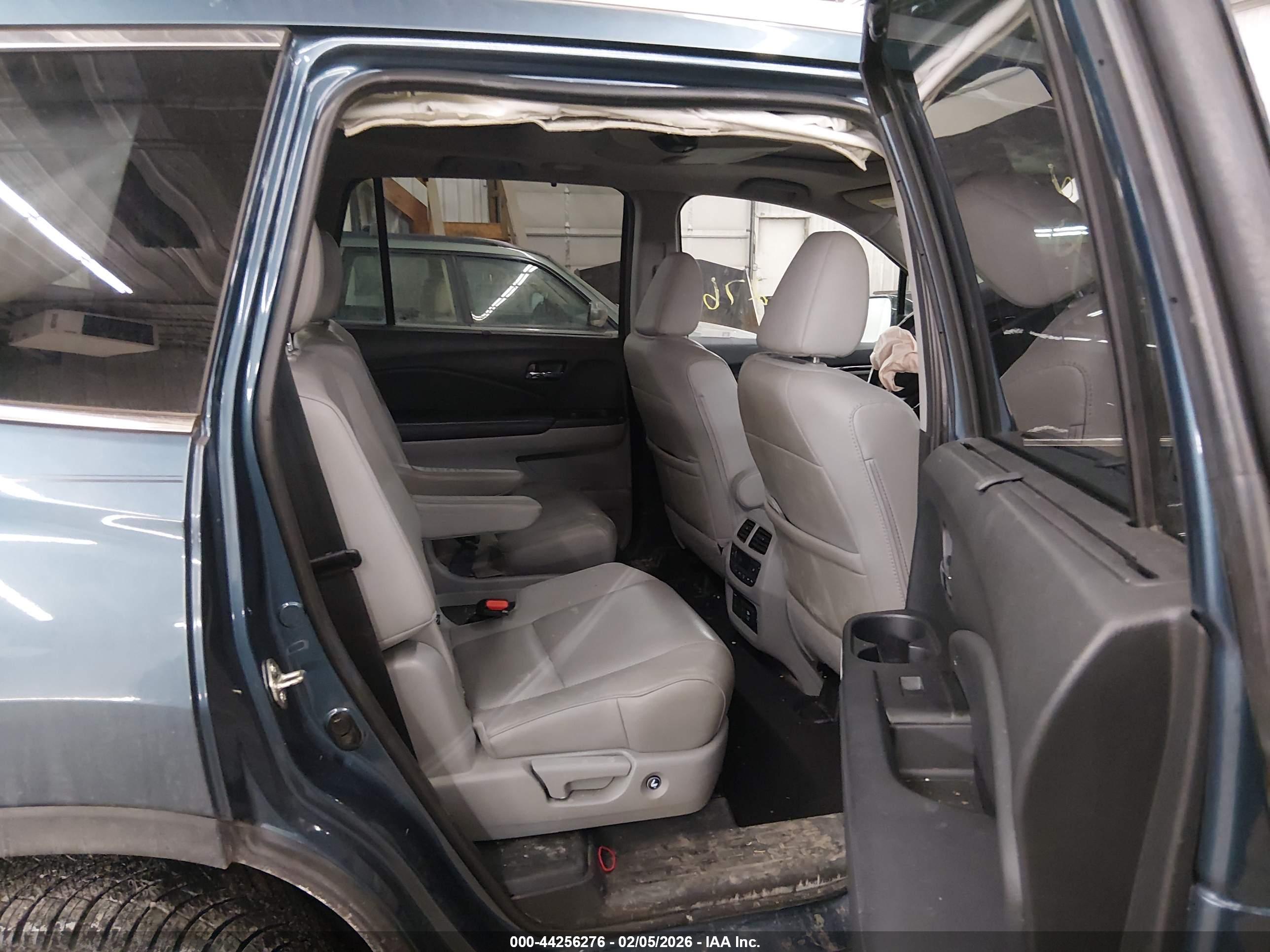 HONDA PILOT image 8