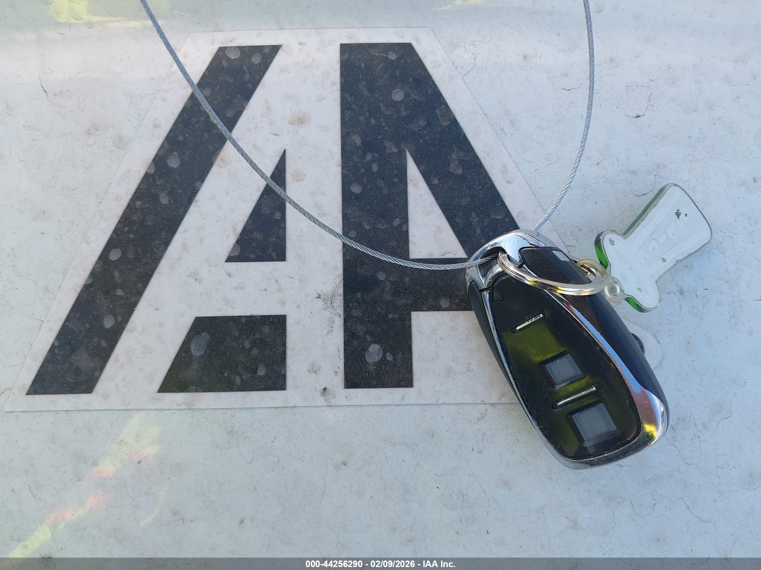 CHEVROLET EQUINOX image 11