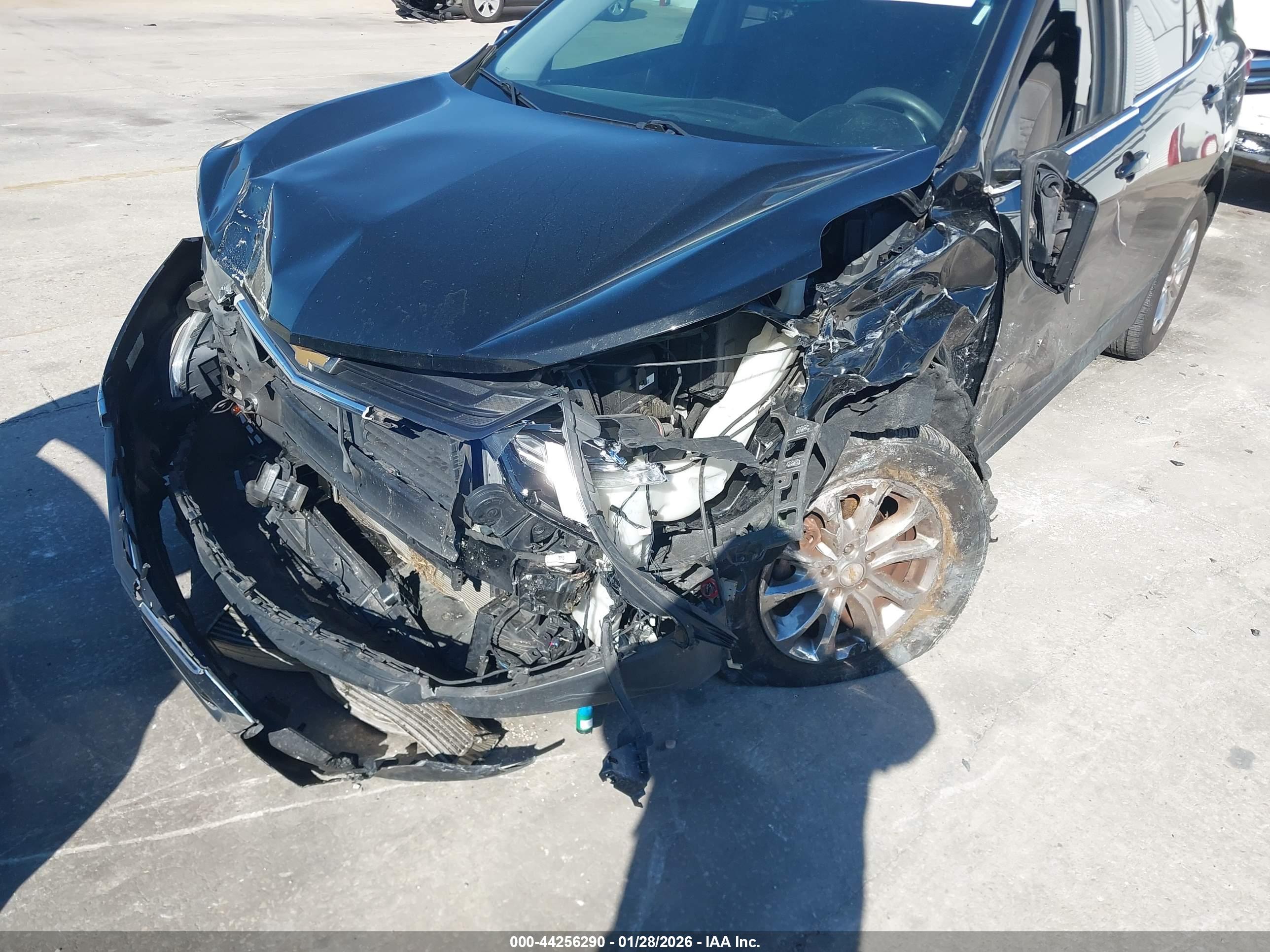 CHEVROLET EQUINOX image 6