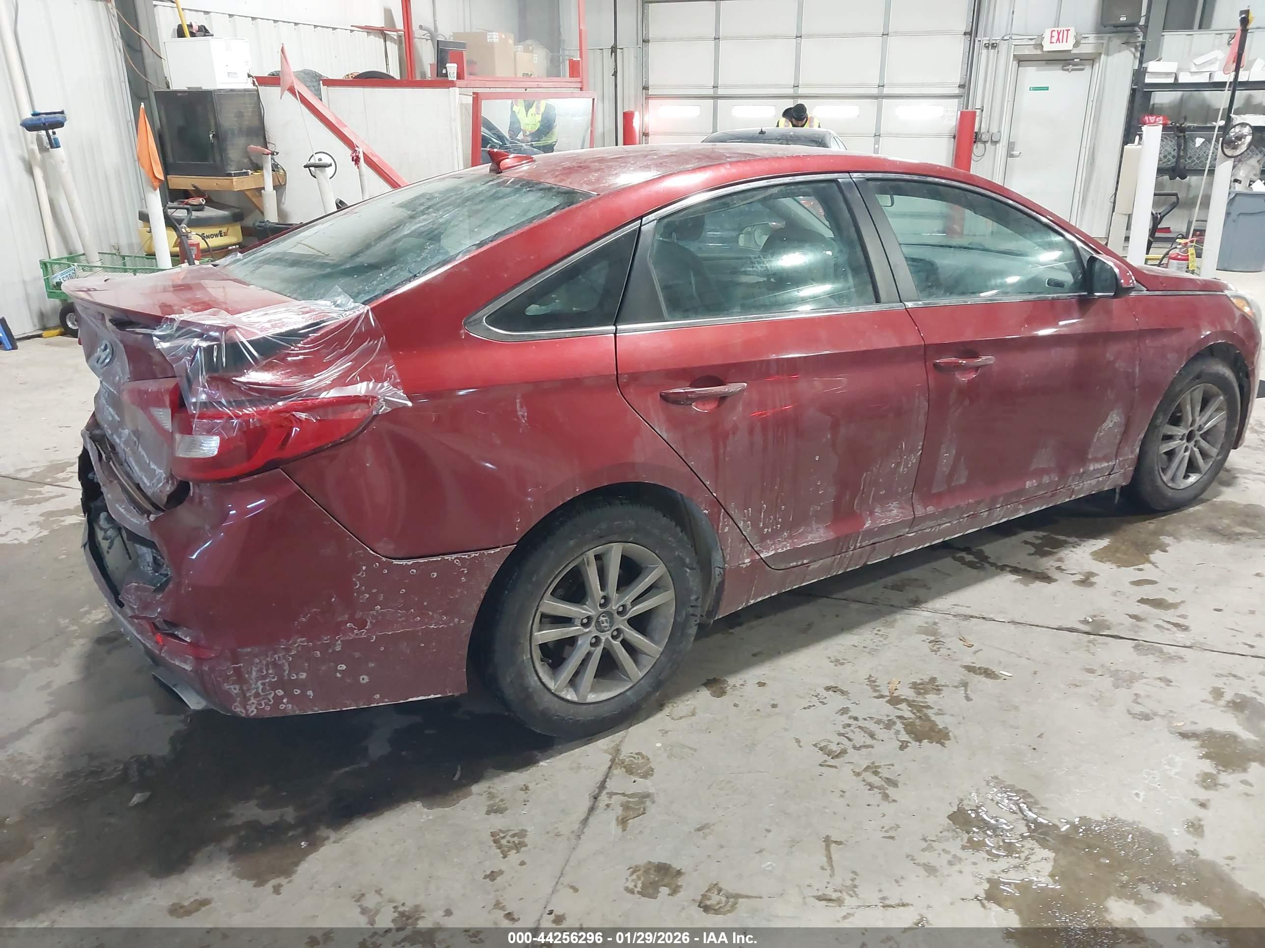 HYUNDAI SONATA image 4