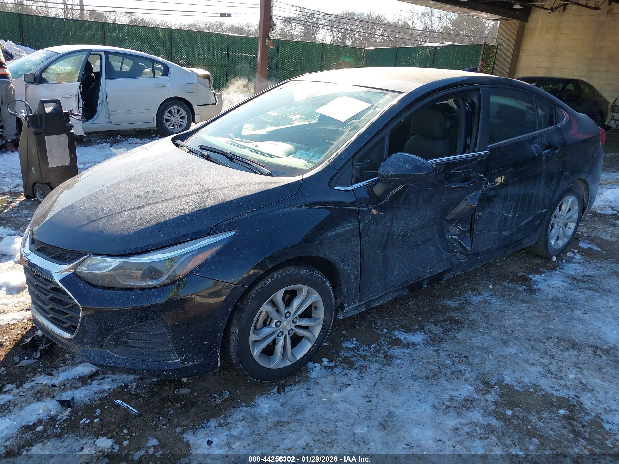 CHEVROLET CRUZE image 6