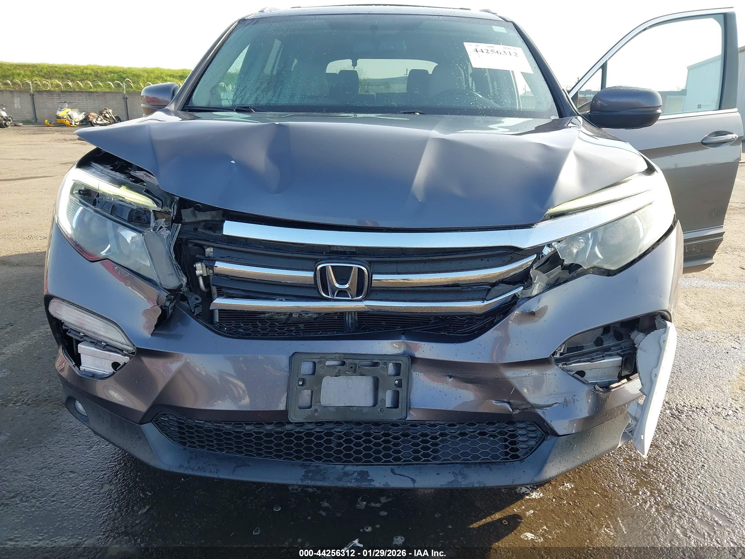 HONDA PILOT image 6