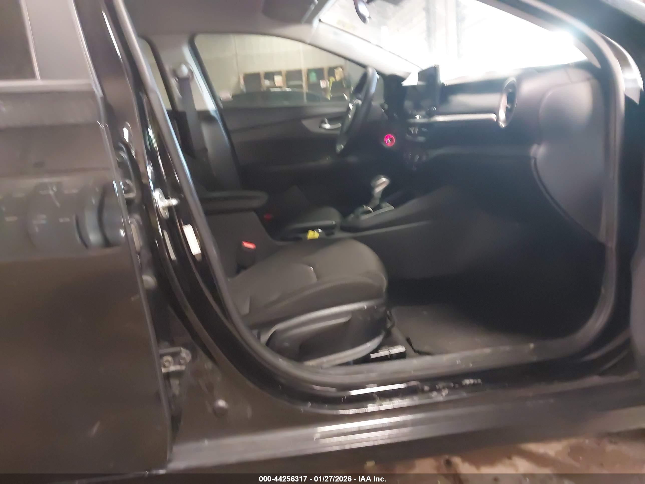 KIA FORTE image 5