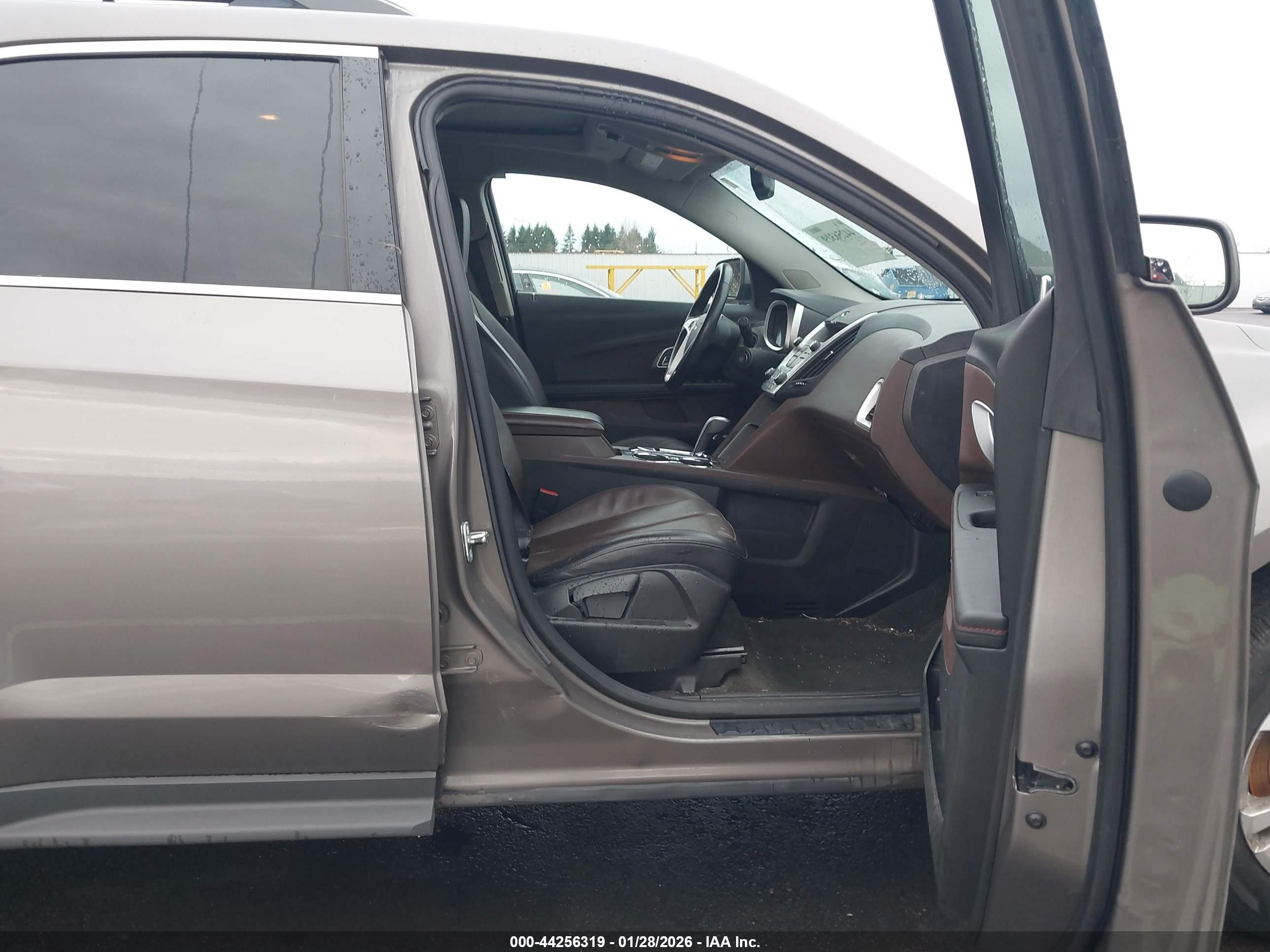 CHEVROLET EQUINOX image 5
