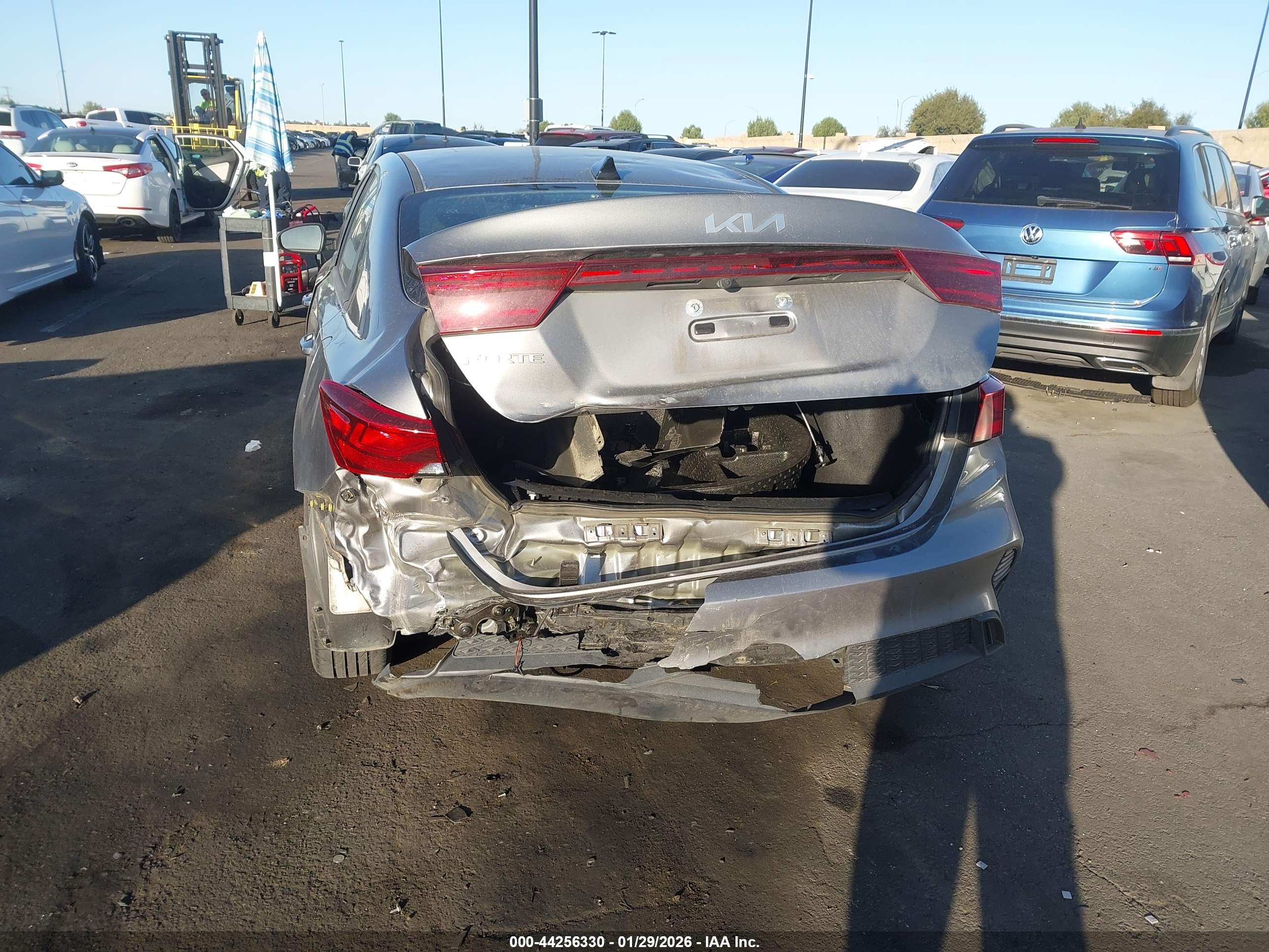 KIA FORTE image 6