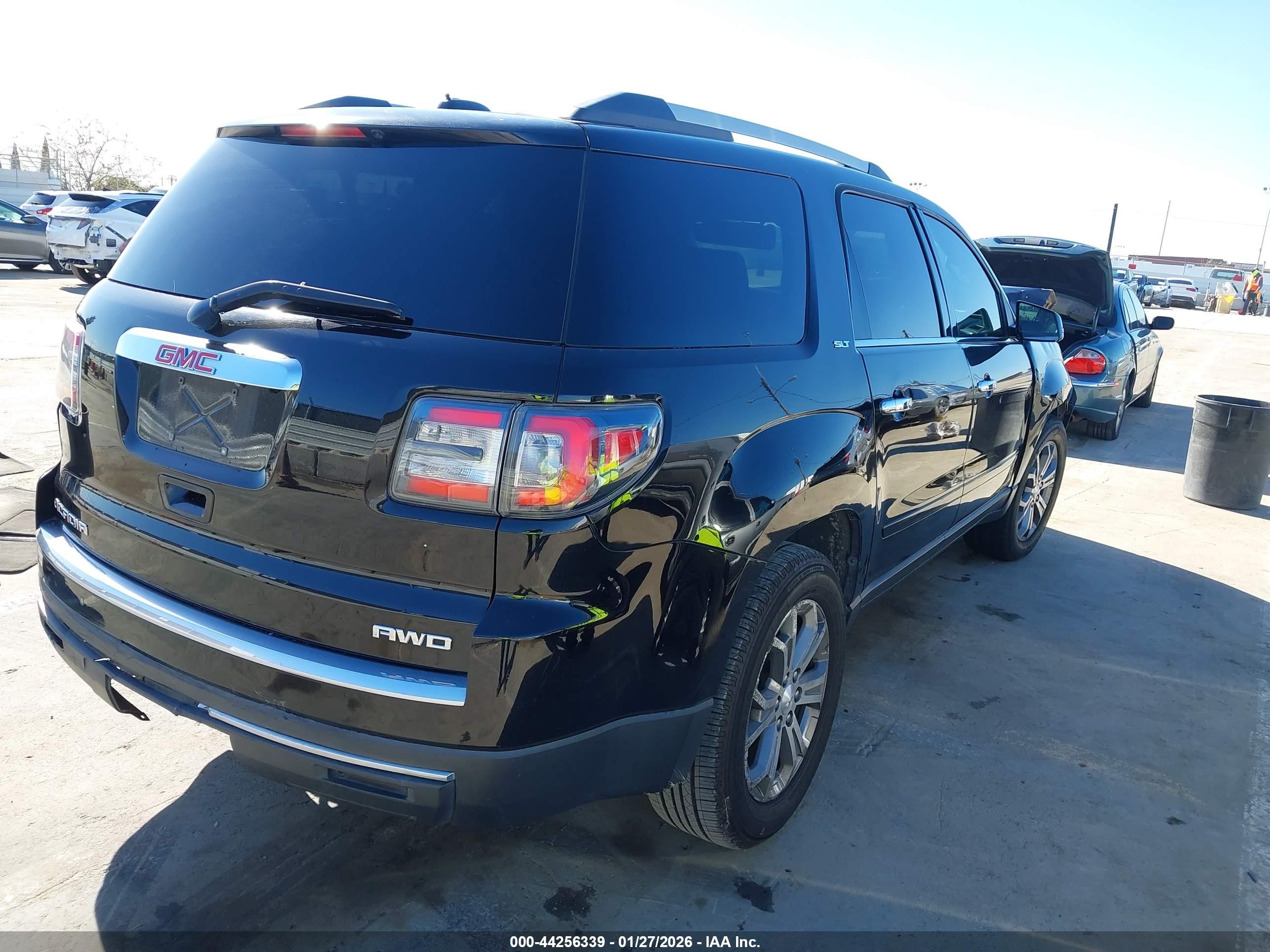 GMC ACADIA image 4