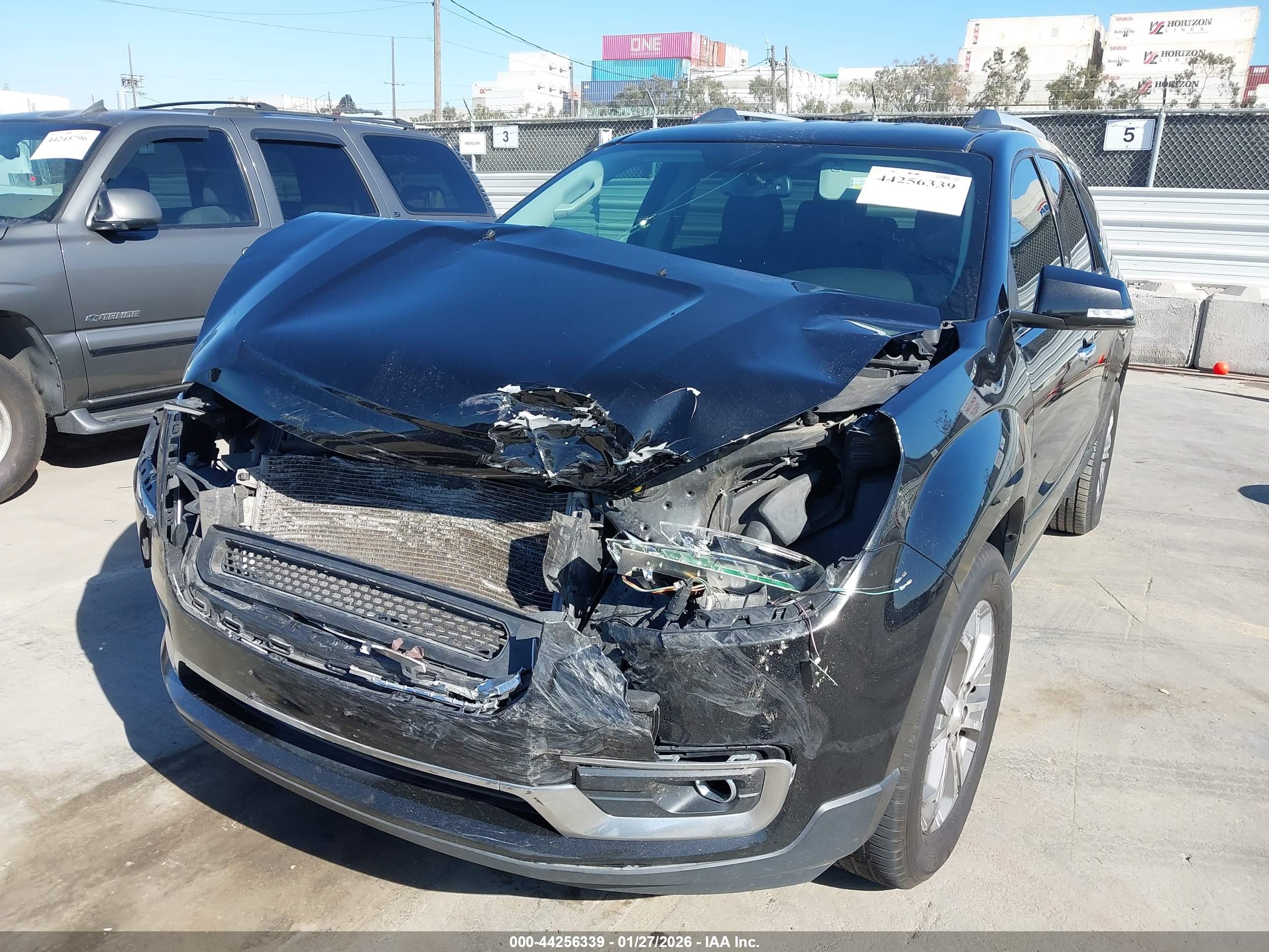 GMC ACADIA image 6