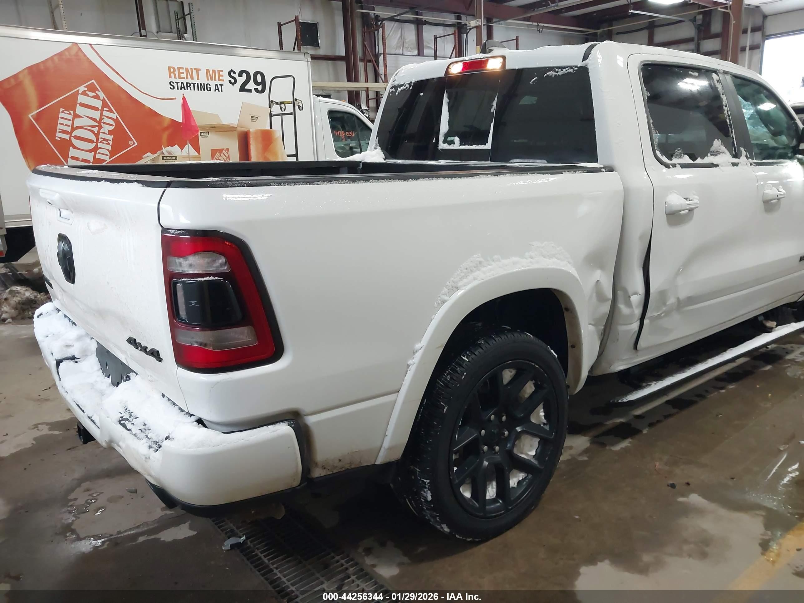RAM 1500 image 4