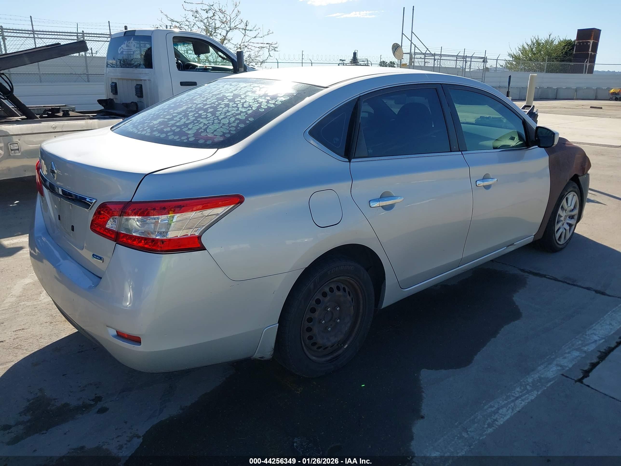 NISSAN SENTRA image 4