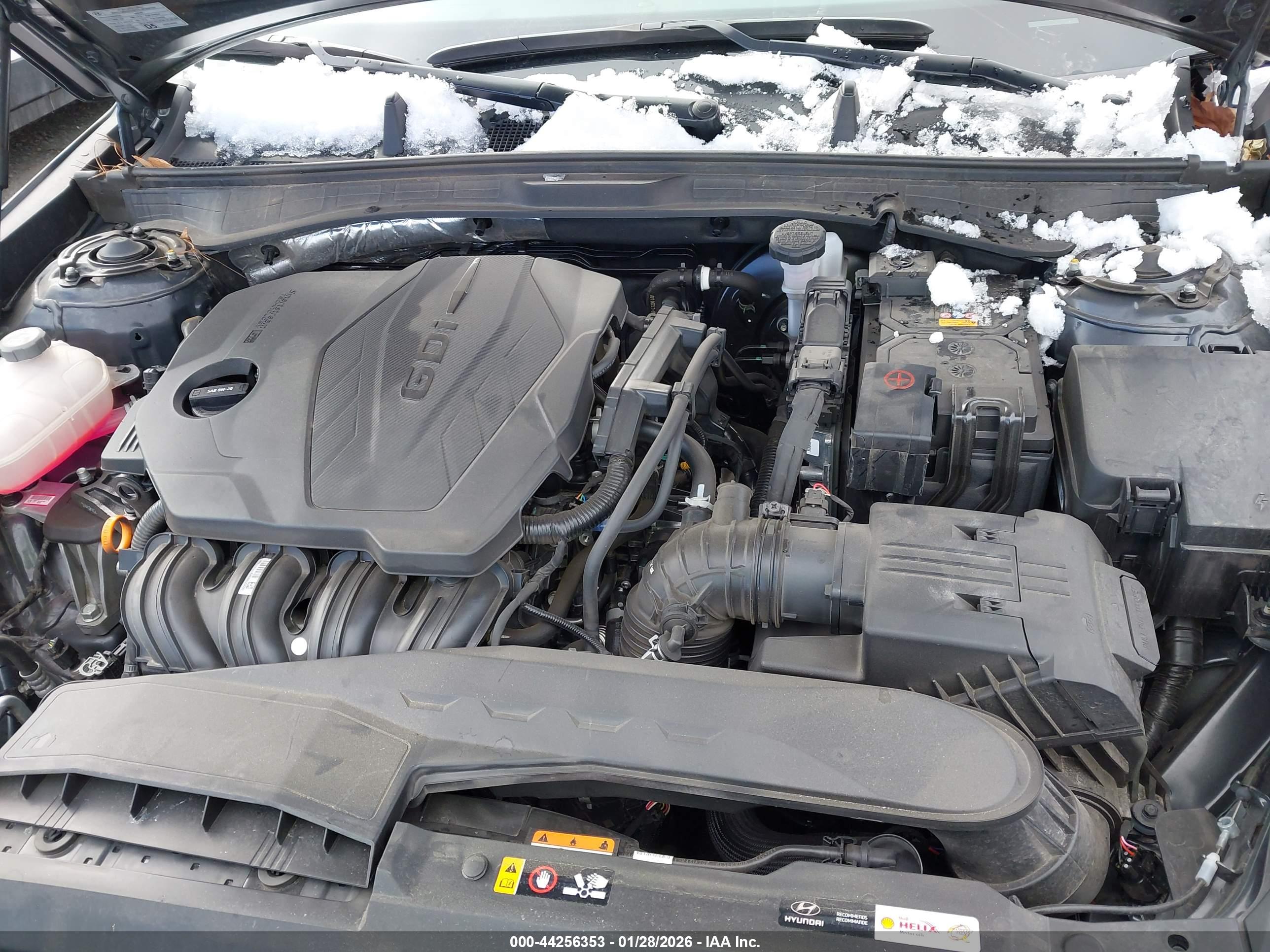 HYUNDAI SONATA image 10