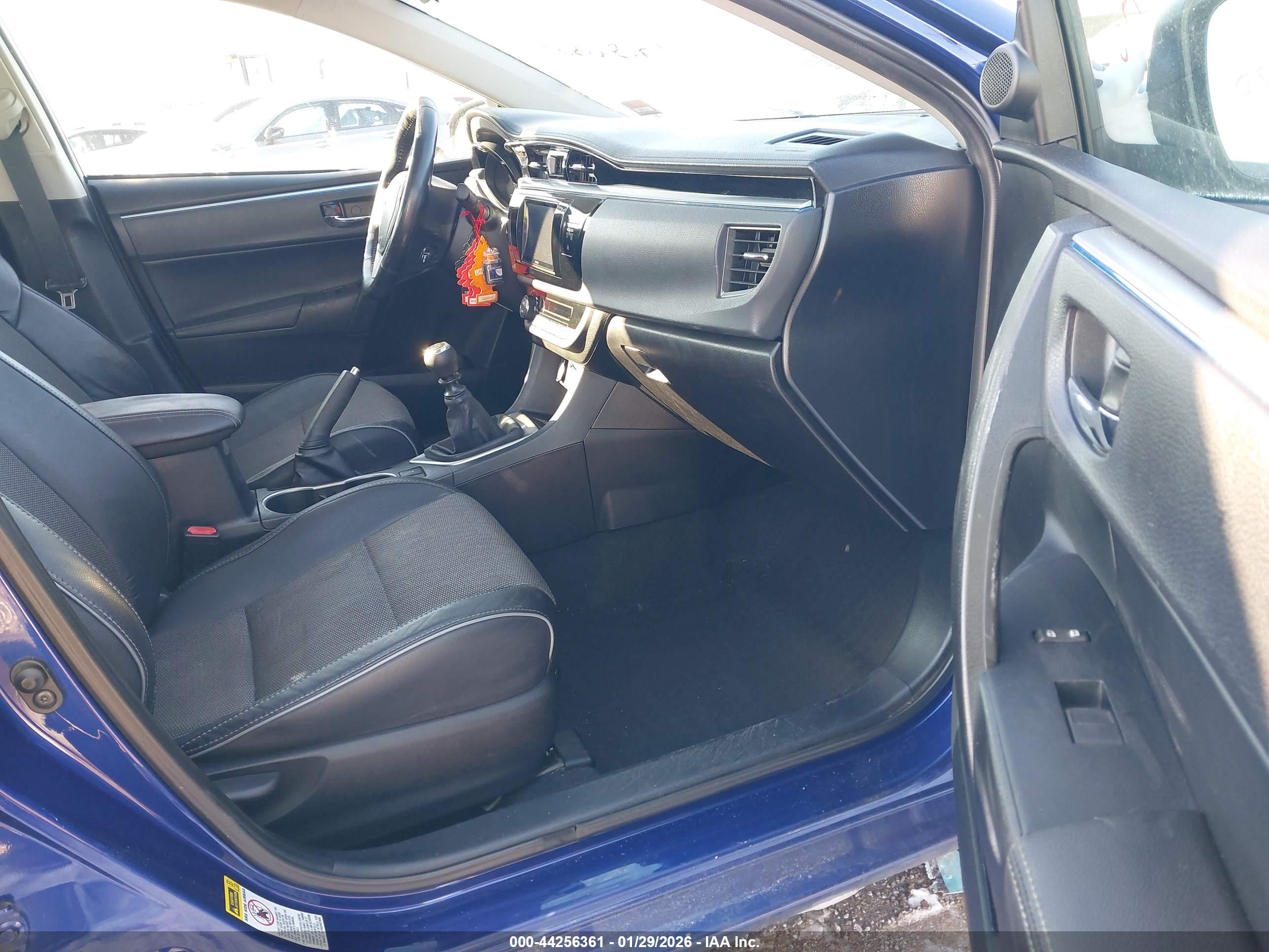 TOYOTA COROLLA image 5