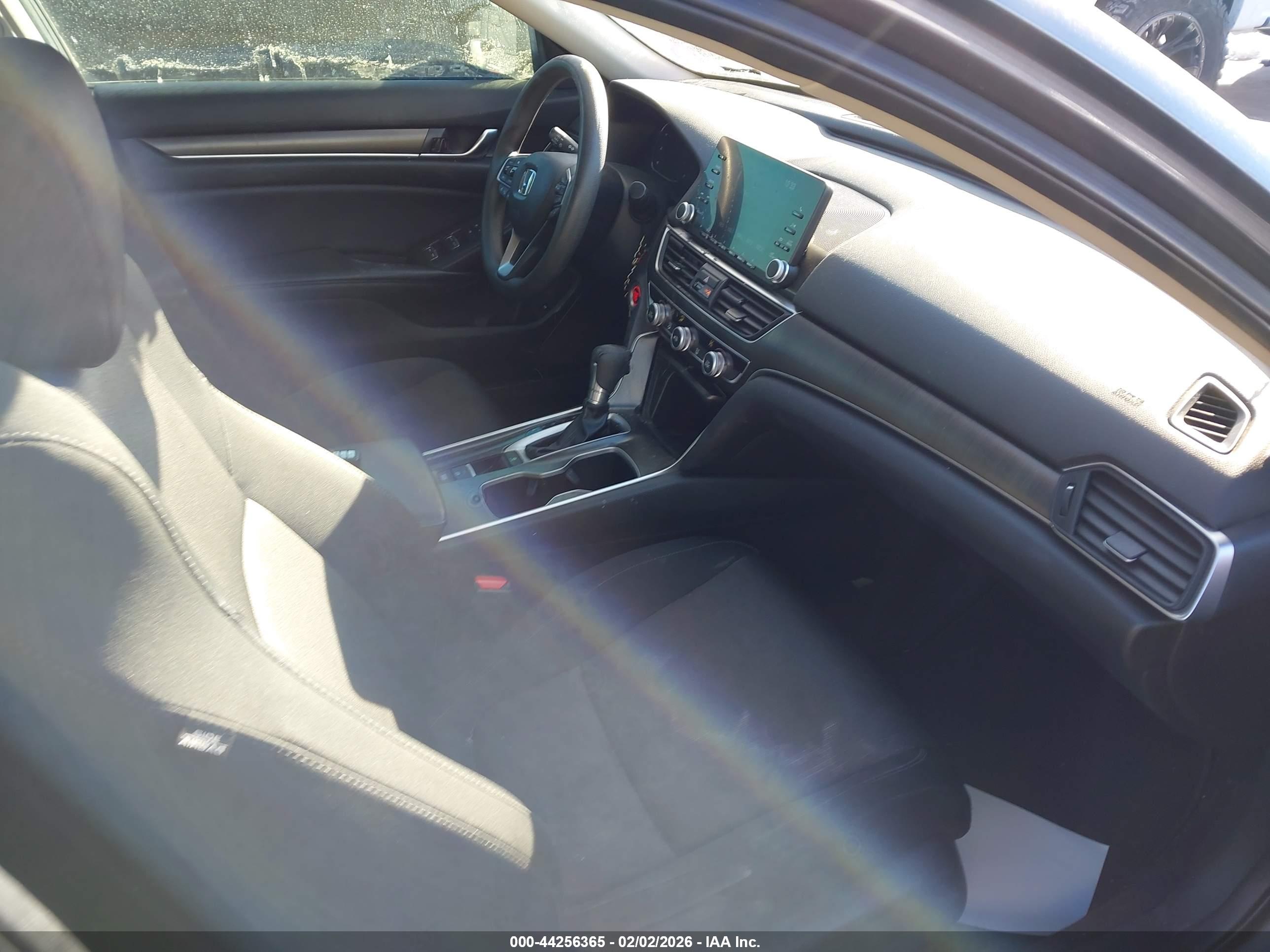 HONDA ACCORD image 5