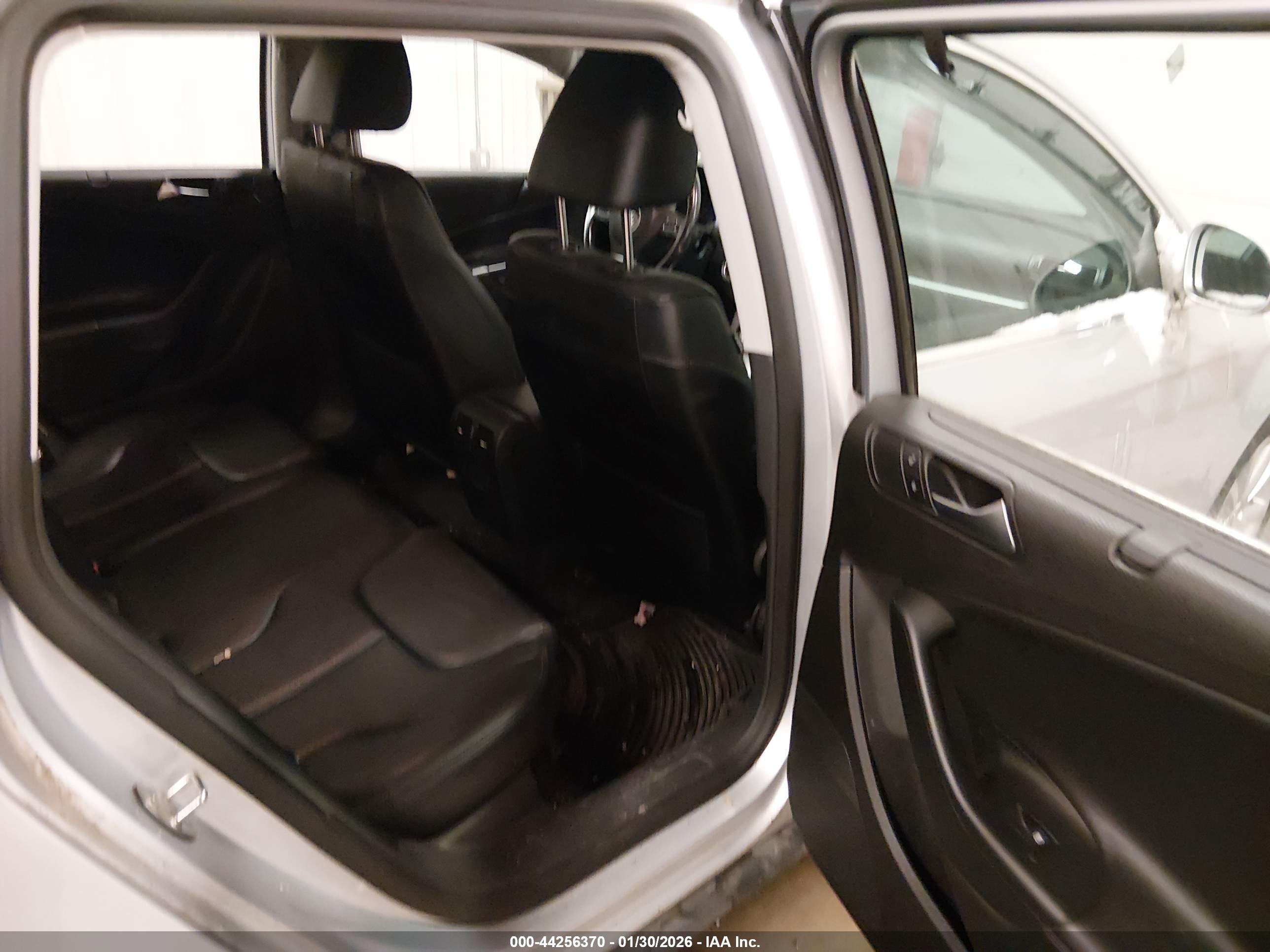 VOLKSWAGEN PASSAT image 8