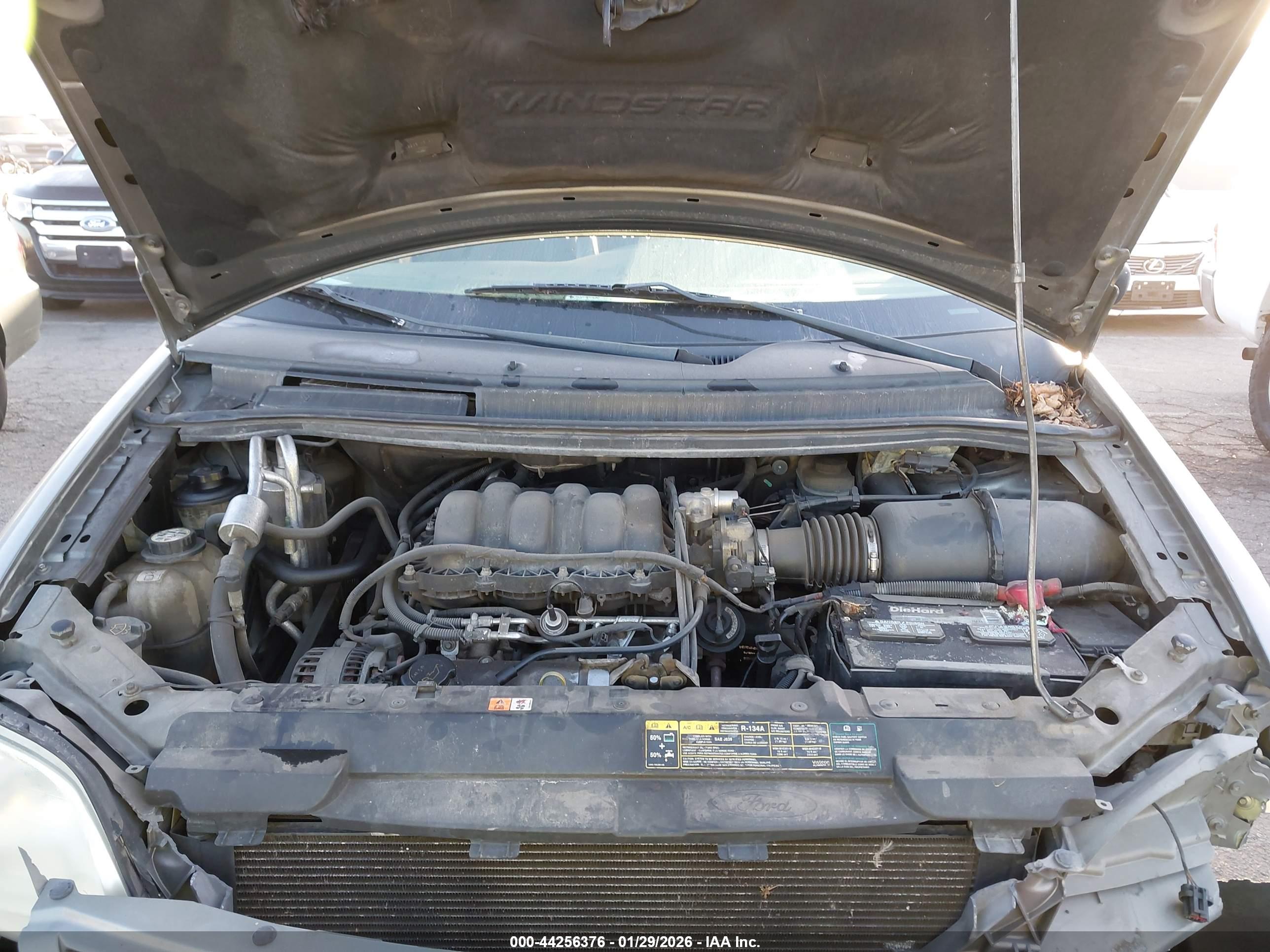 FORD WINDSTAR image 10