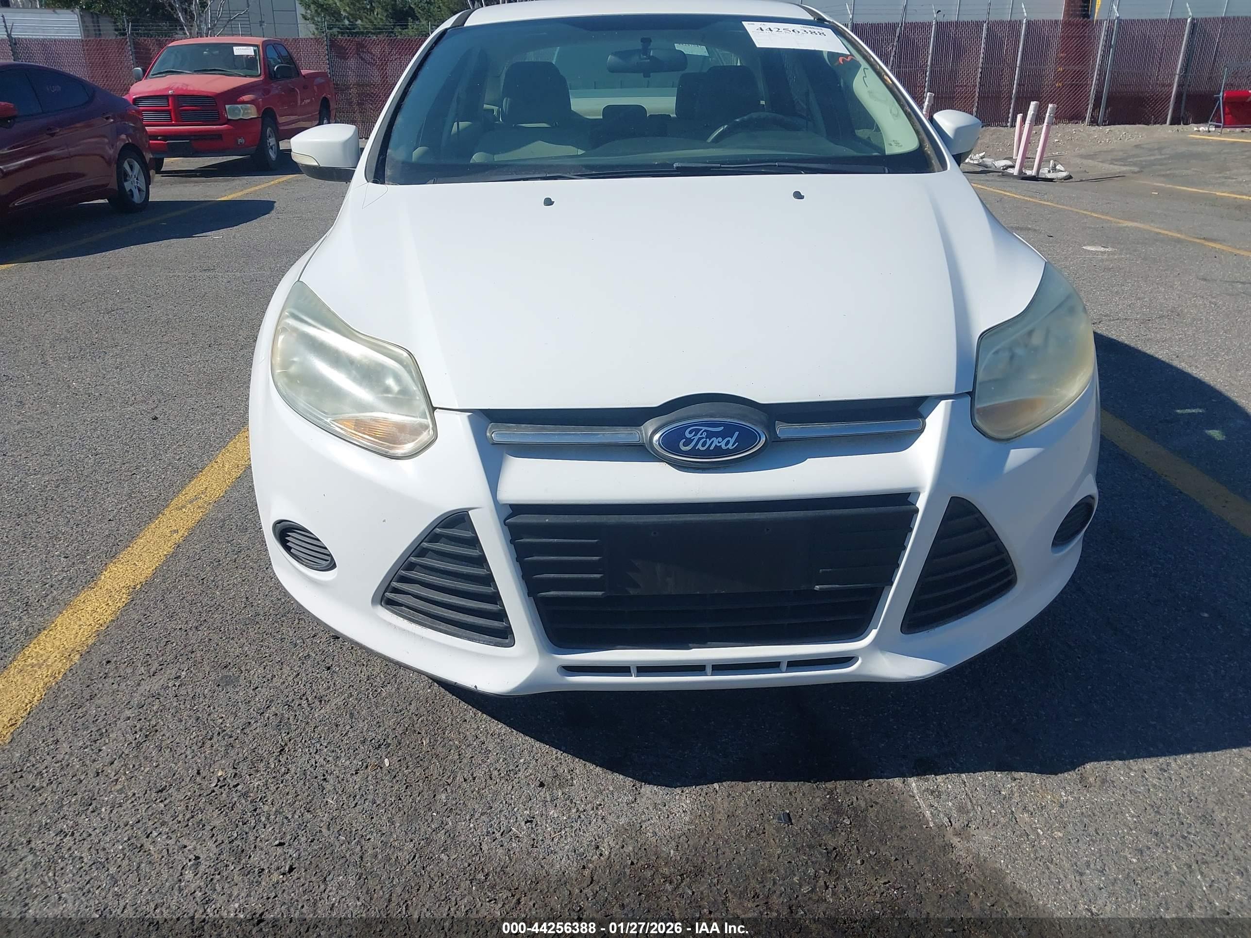 FORD FOCUS image 6