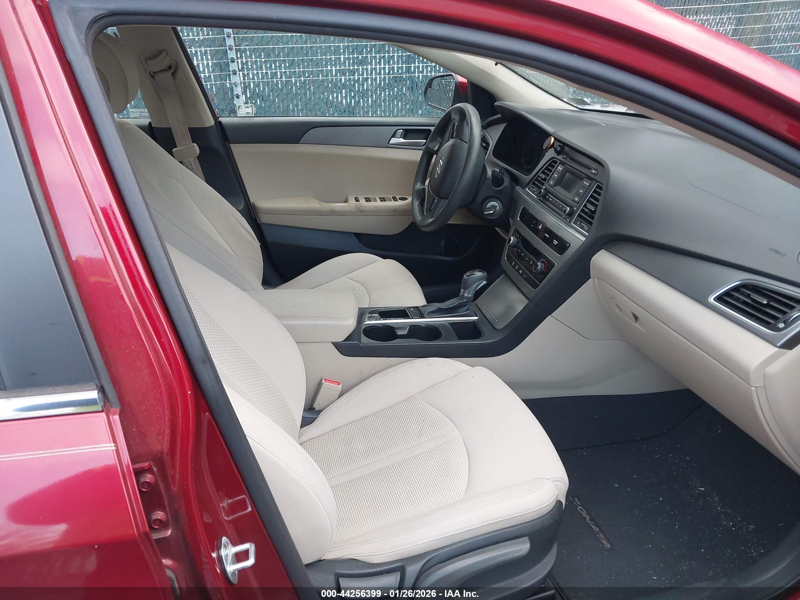 HYUNDAI SONATA image 5
